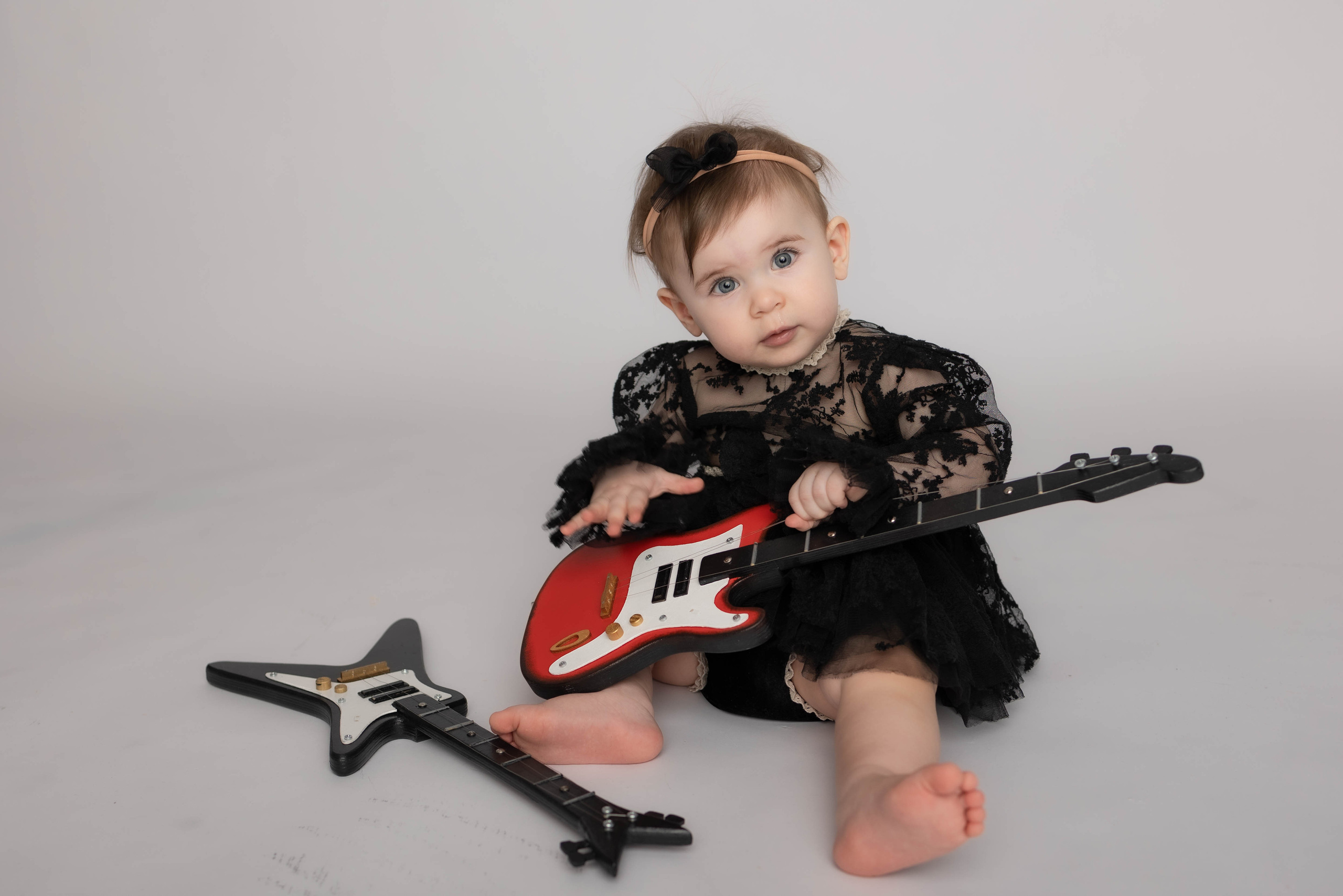 От 9 месяцев  - Фотограф новорожденных: магия детства в каждом снимке. Фотограф новорожденных: волшебные моменты первых дней жизни