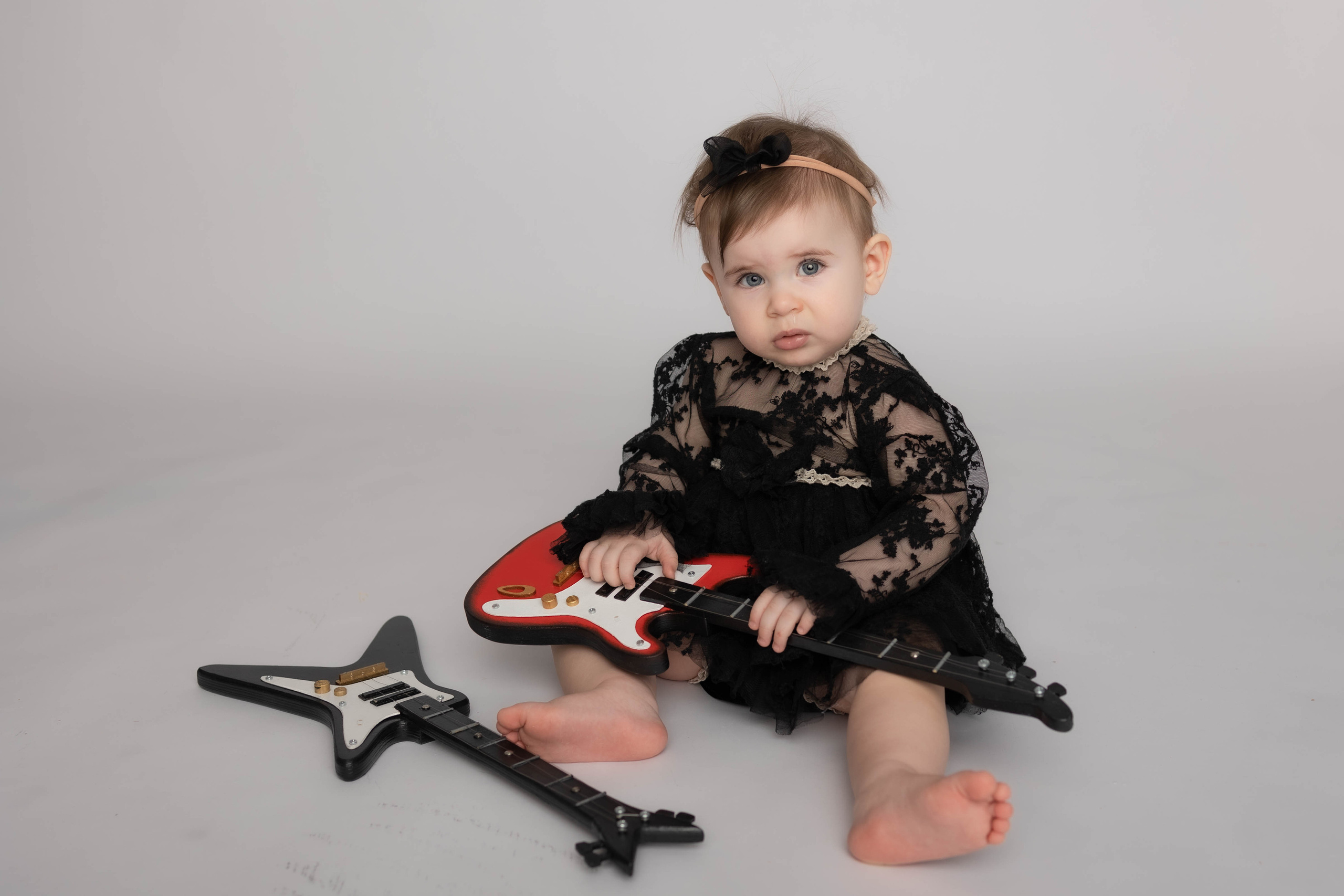 От 9 месяцев  - Фотограф новорожденных: магия детства в каждом снимке. Фотограф новорожденных: волшебные моменты первых дней жизни