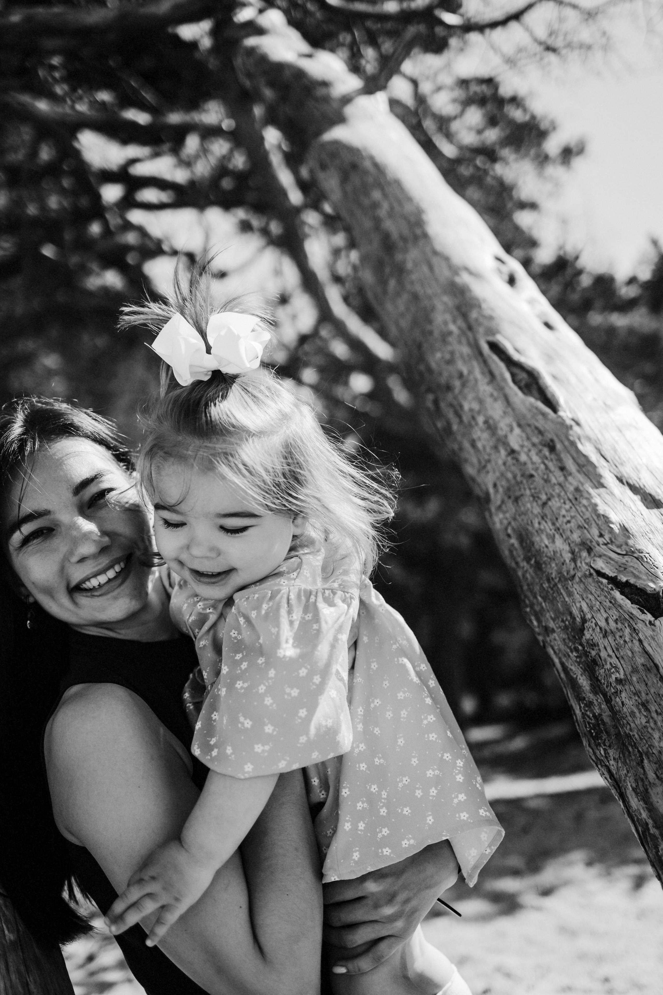 Ирина, Артём и Карина. Главная