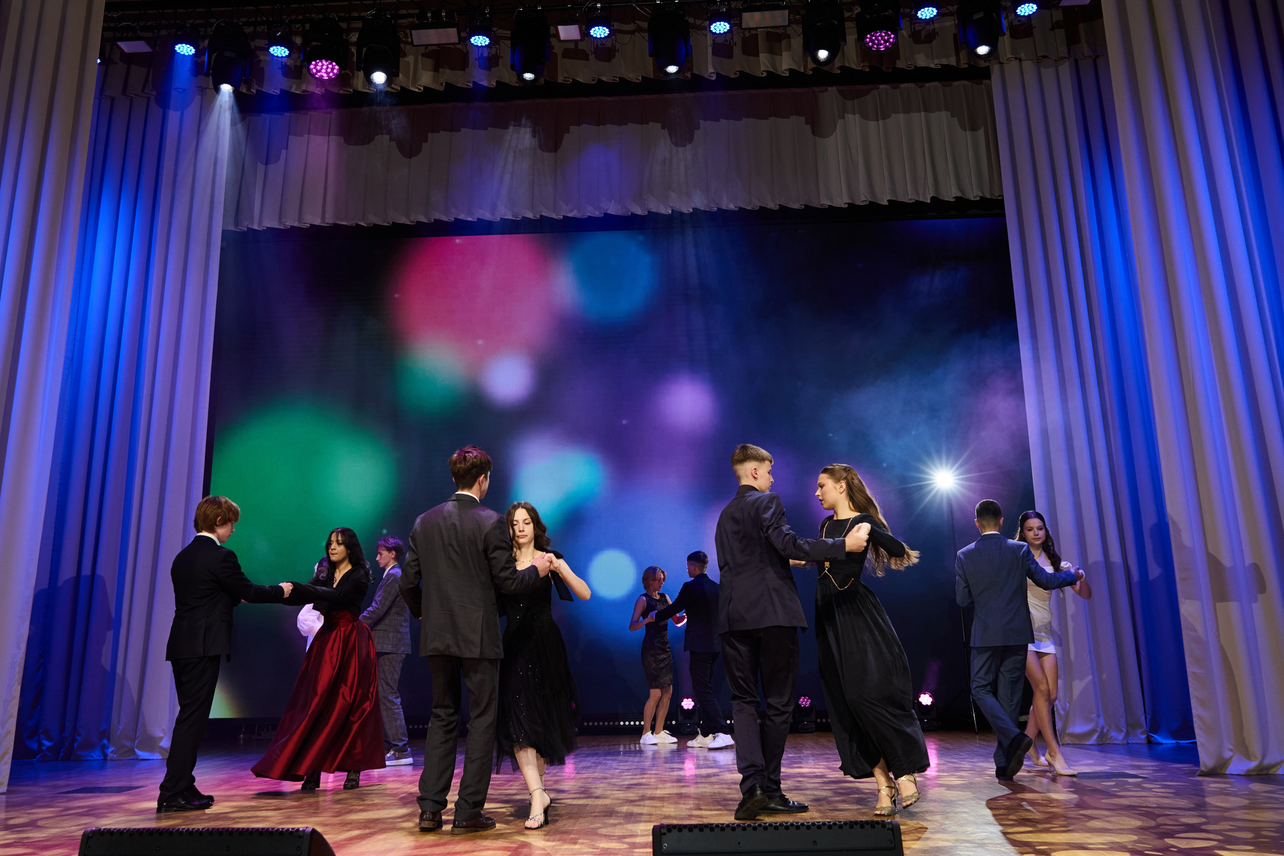 Выпускной 9 класс. Свадебная, репортажная фотосъемка и видеосъемка в Минске. Илья и Юлия Ширмановы. Фотограф | Видеограф | Минск