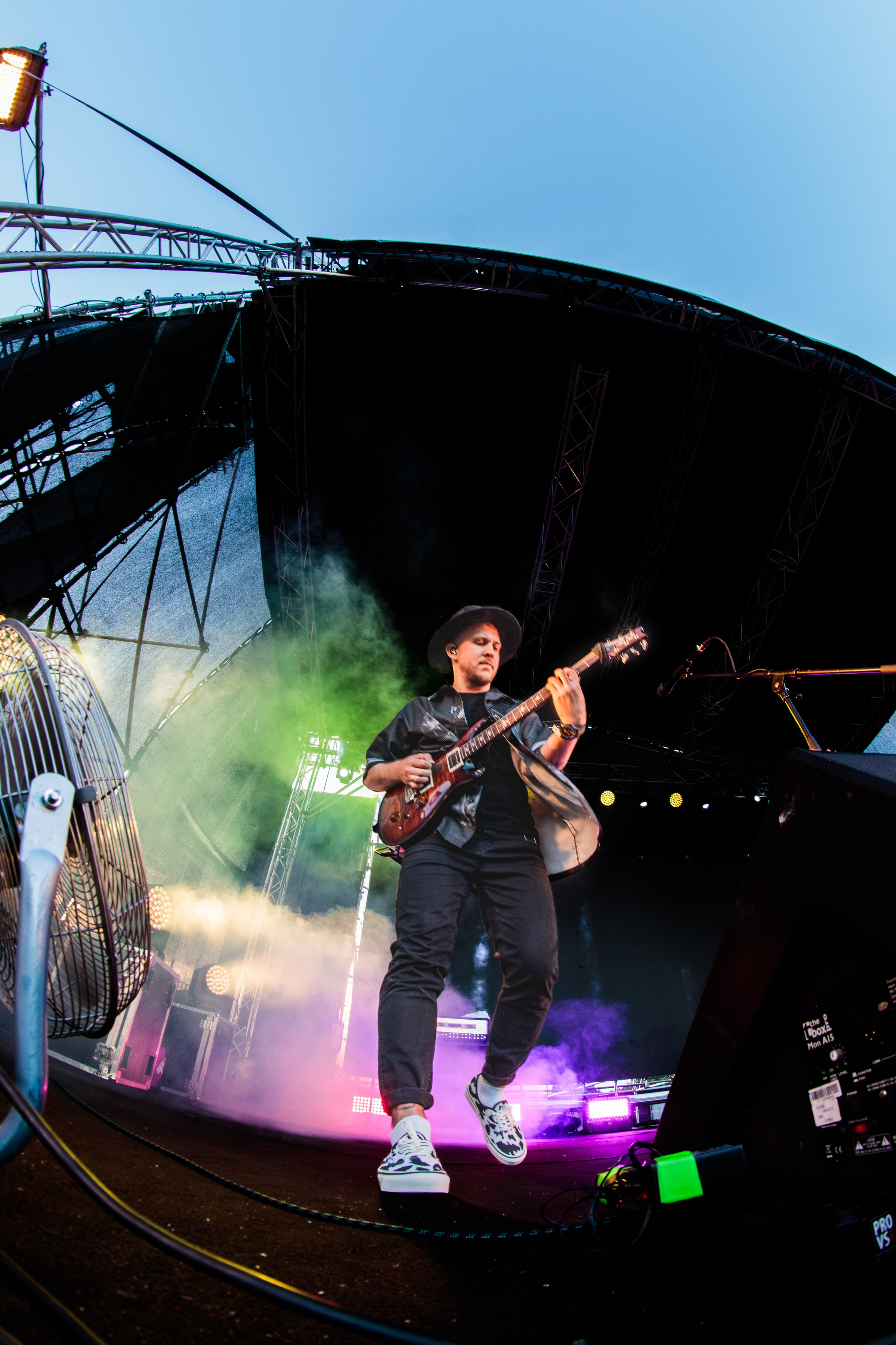 ЗАТОЧКА. Портретный и концертный фотограф в Санкт-Петербурге Егор Телятников