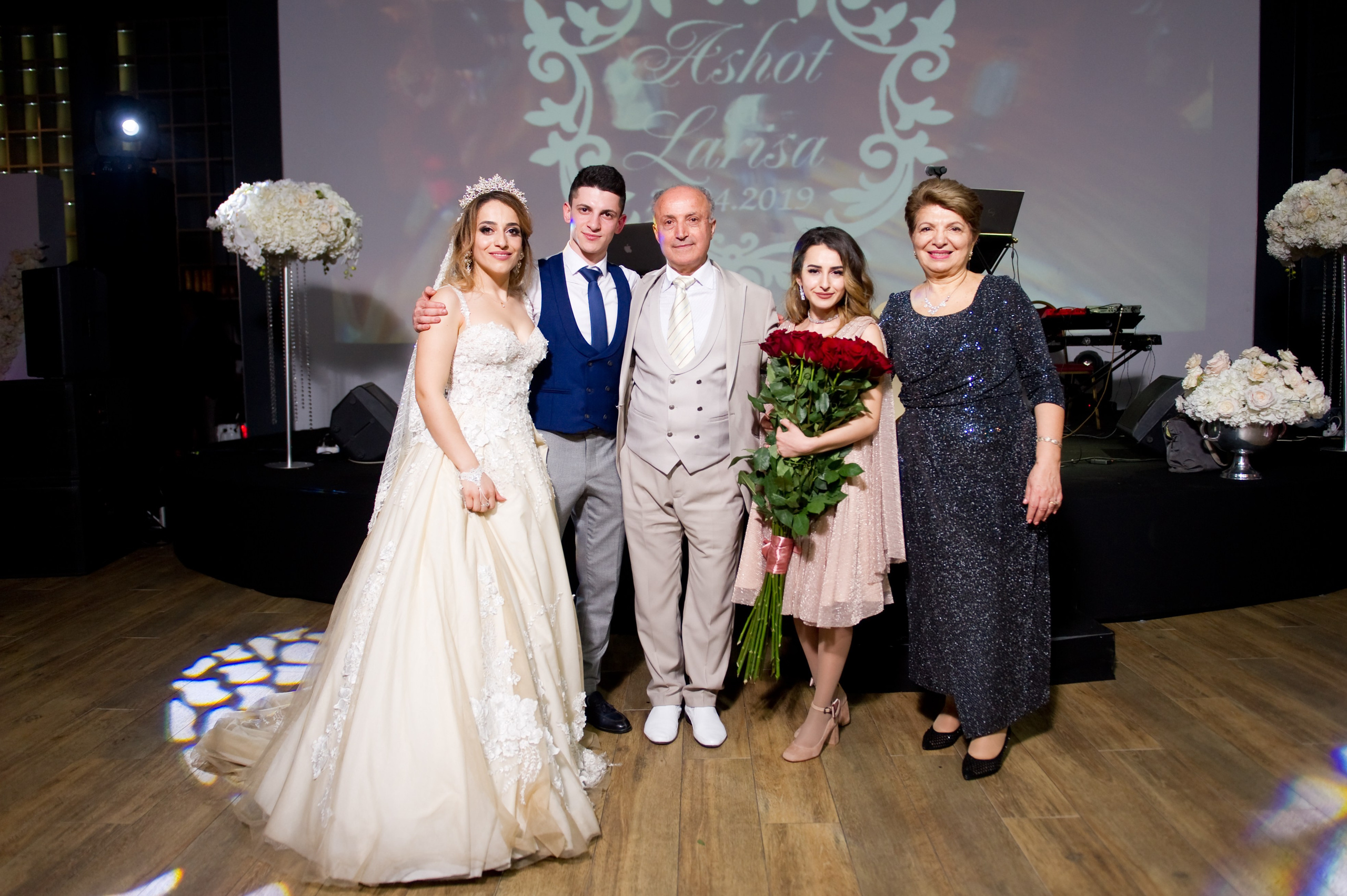 Свадьба Ашота и Ларисы. Репортажный фотограф и видеограф Слава Думчев. Тимбилдинги, отчетники, корпоративы