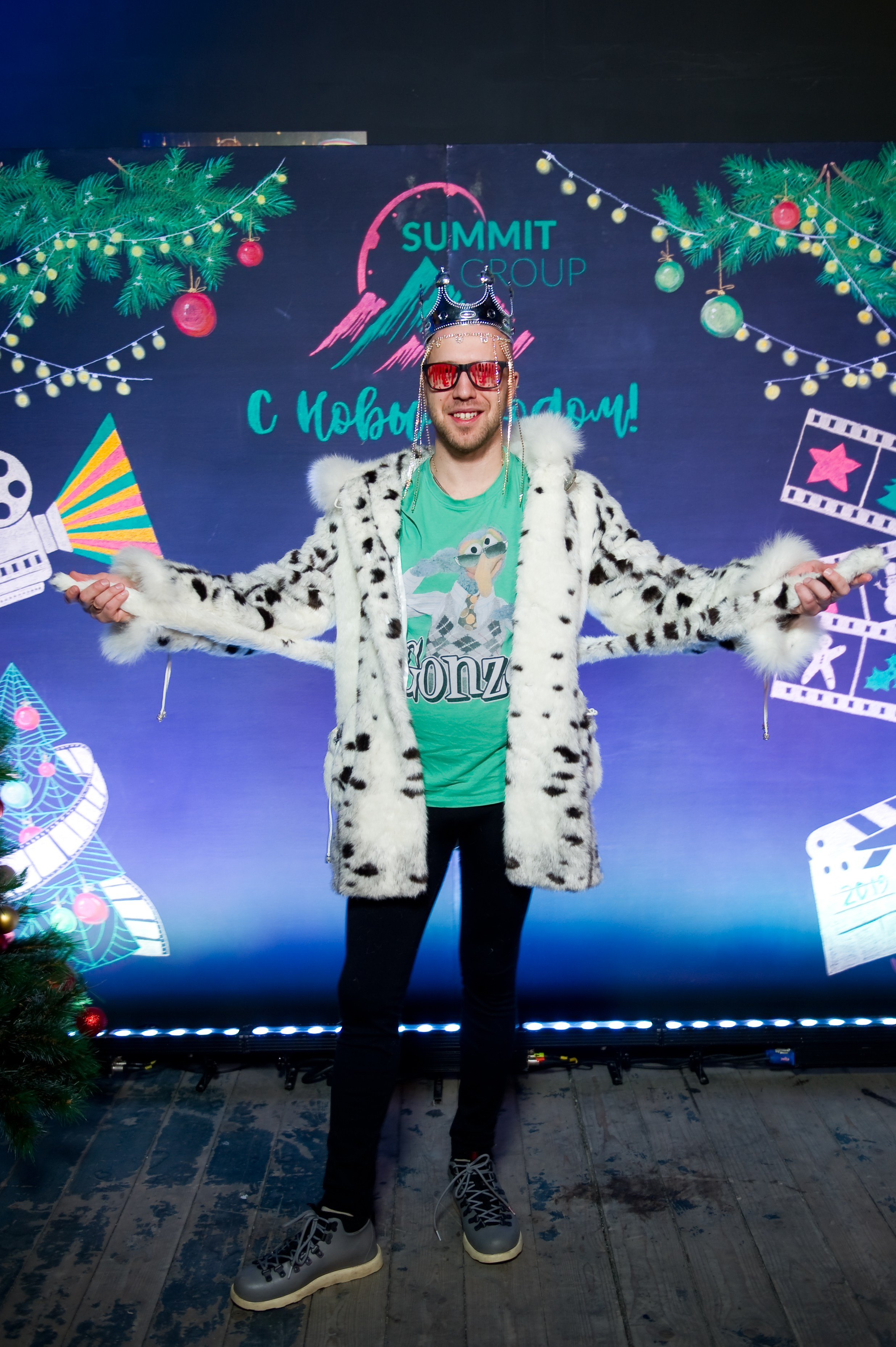 Новогодний корпоратив Summit. Репортажный фотограф и видеограф Слава Думчев. Тимбилдинги, отчетники, корпоративы