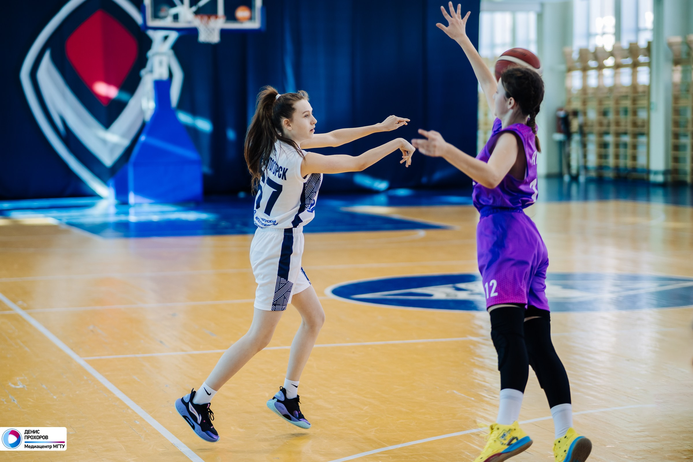 Соревнования по баскетболу среди девушек до 16 лет / 04.02.24. Денис Прохоров Фотограф в г. Магнитогорск