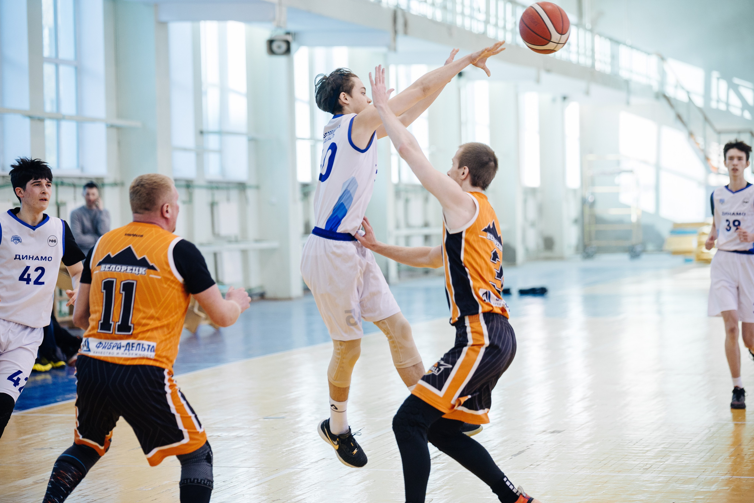 Любительский Чемпионат Магнитогорска по баскетболу // 09.02.25. Денис Прохоров Фотограф в г. Магнитогорск