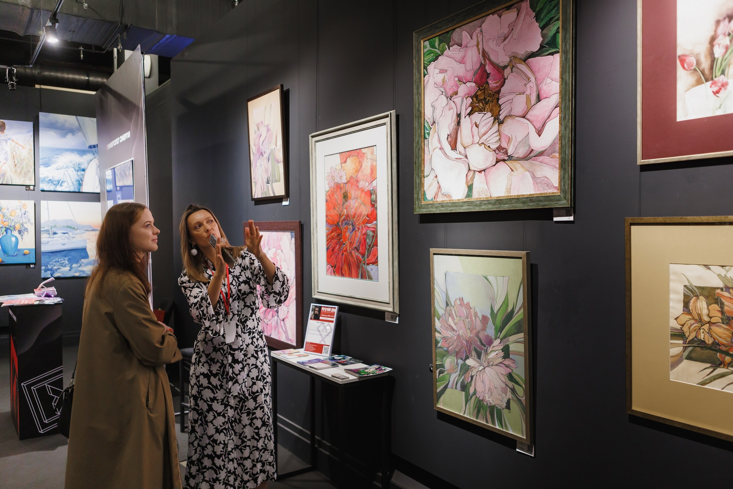 Фотоочёт работы интерьерной выставки «Русский дом». Фотограф на выставку в Москве