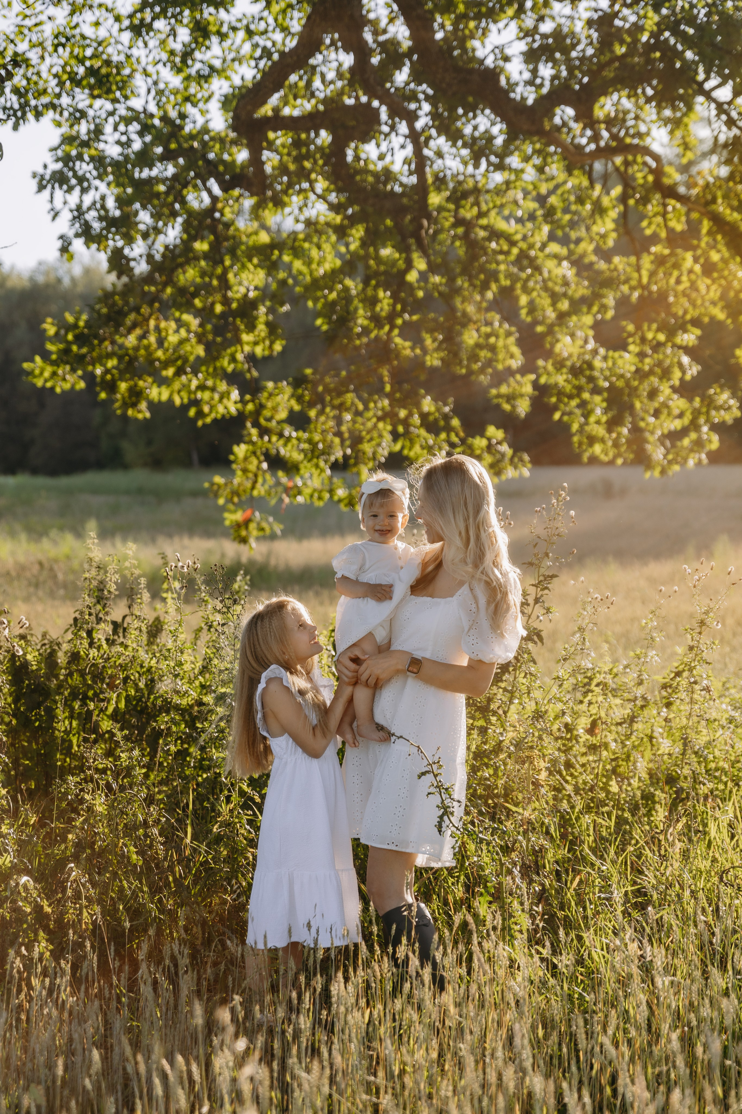 Ульяна, Мира и Амелия. Семейный фотограф Земскова Евгения