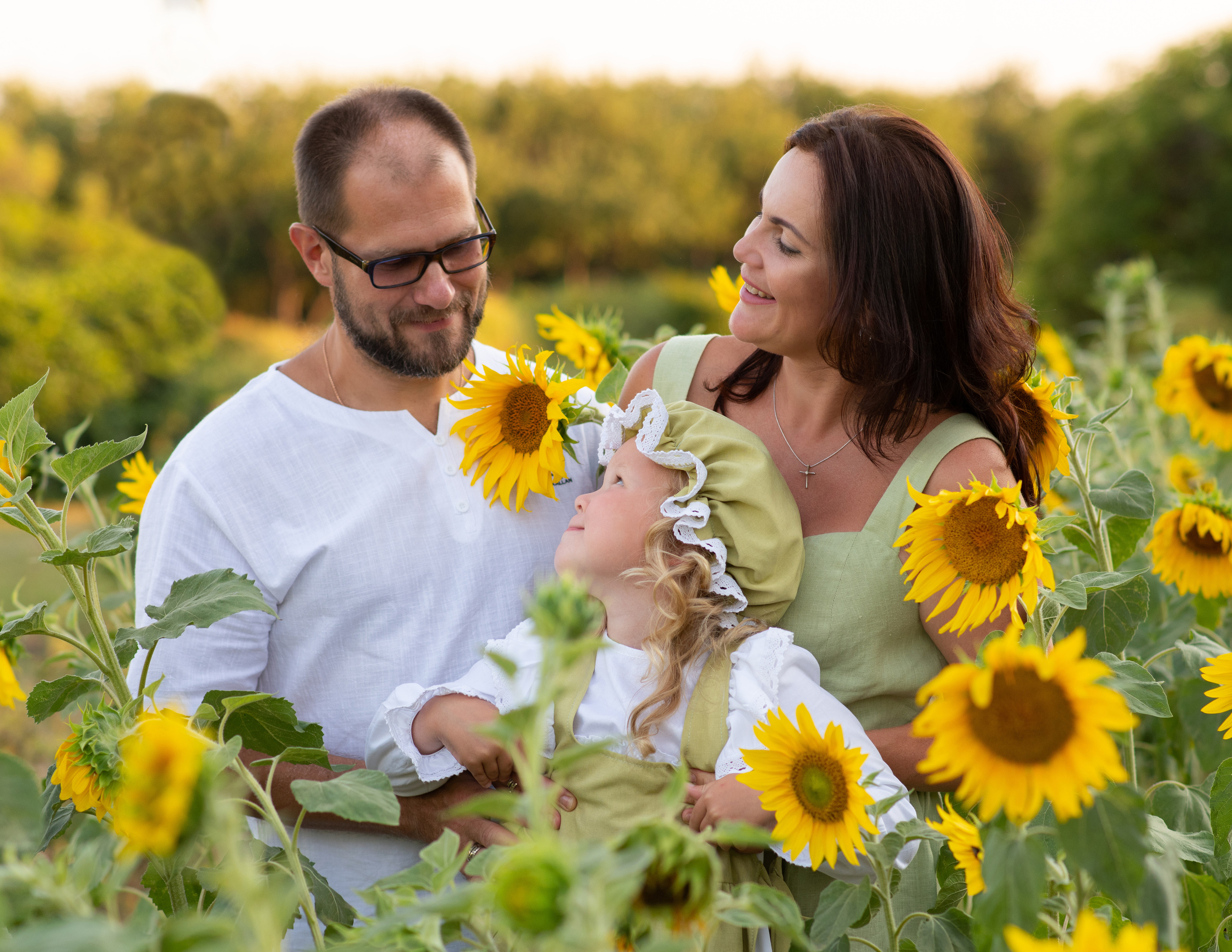 Семейная фотосессия в студии в Москве, семейный фотограф Анна Полушина. Свадебный фотограф в Москве Анна Полушина