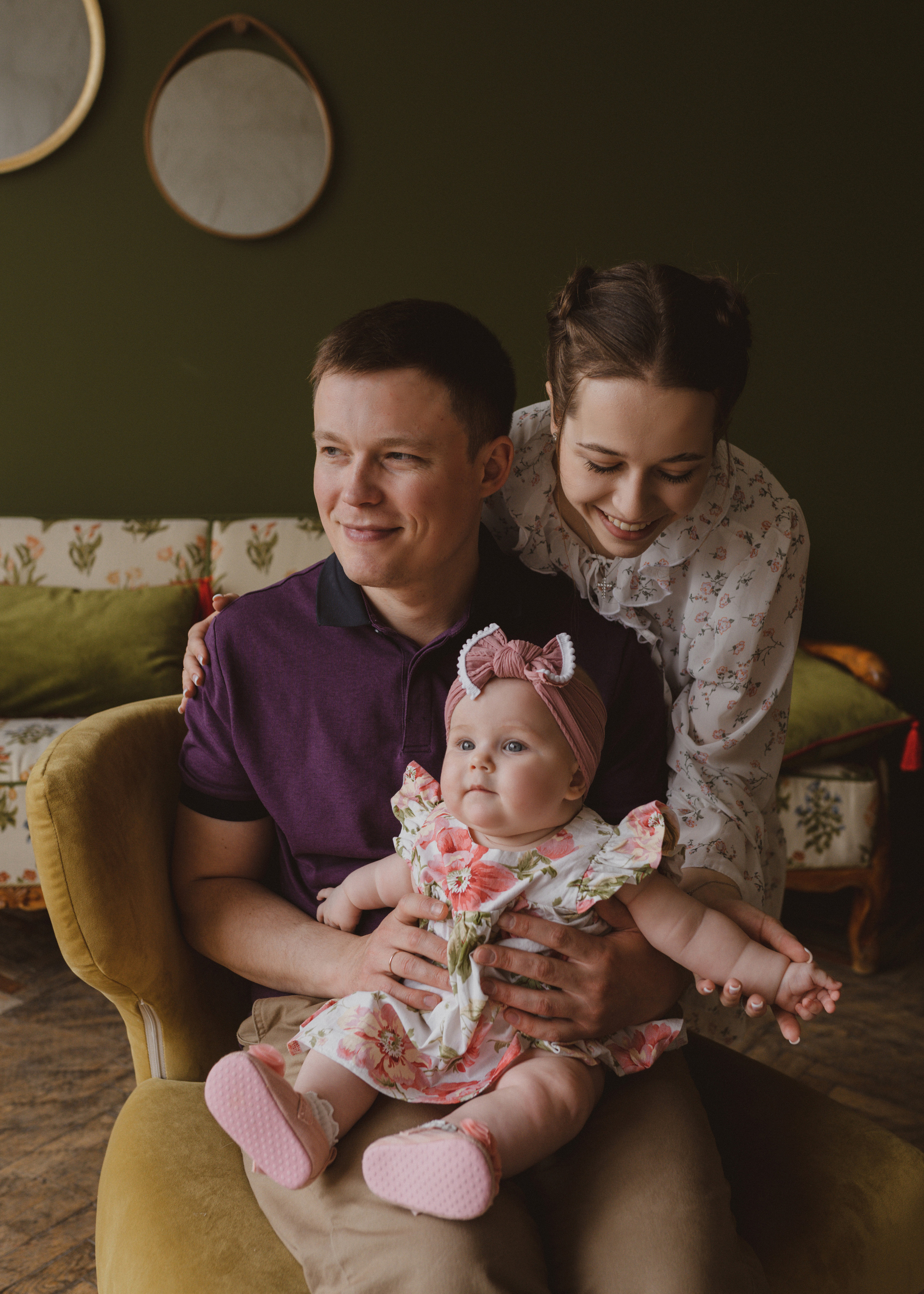 Семейная фотосессия в студии в Москве, семейный фотограф Анна Полушина. Свадебный фотограф в Москве Анна Полушина