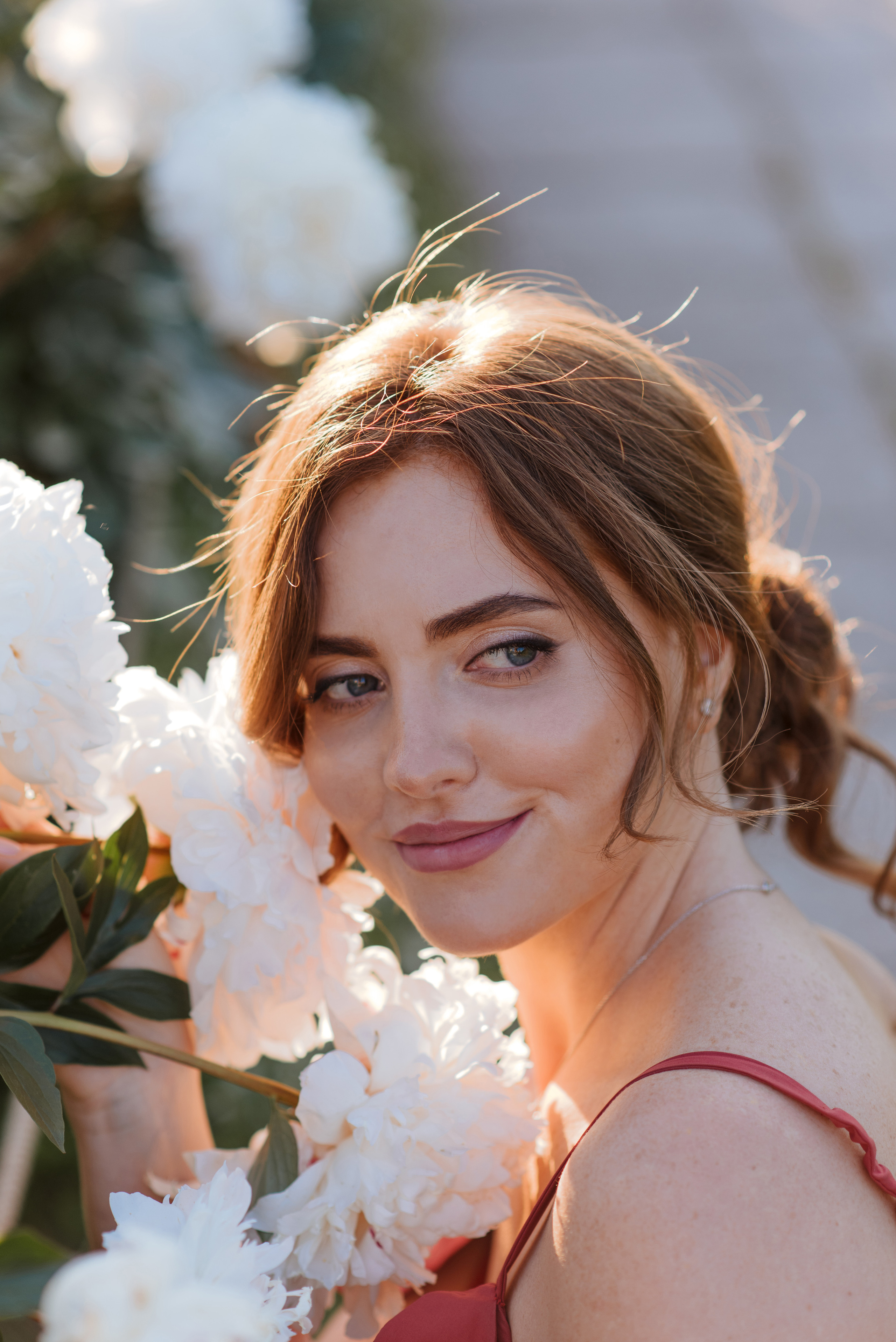 Алена, пионы. Свадебный фотограф в Москве Анна Полушина