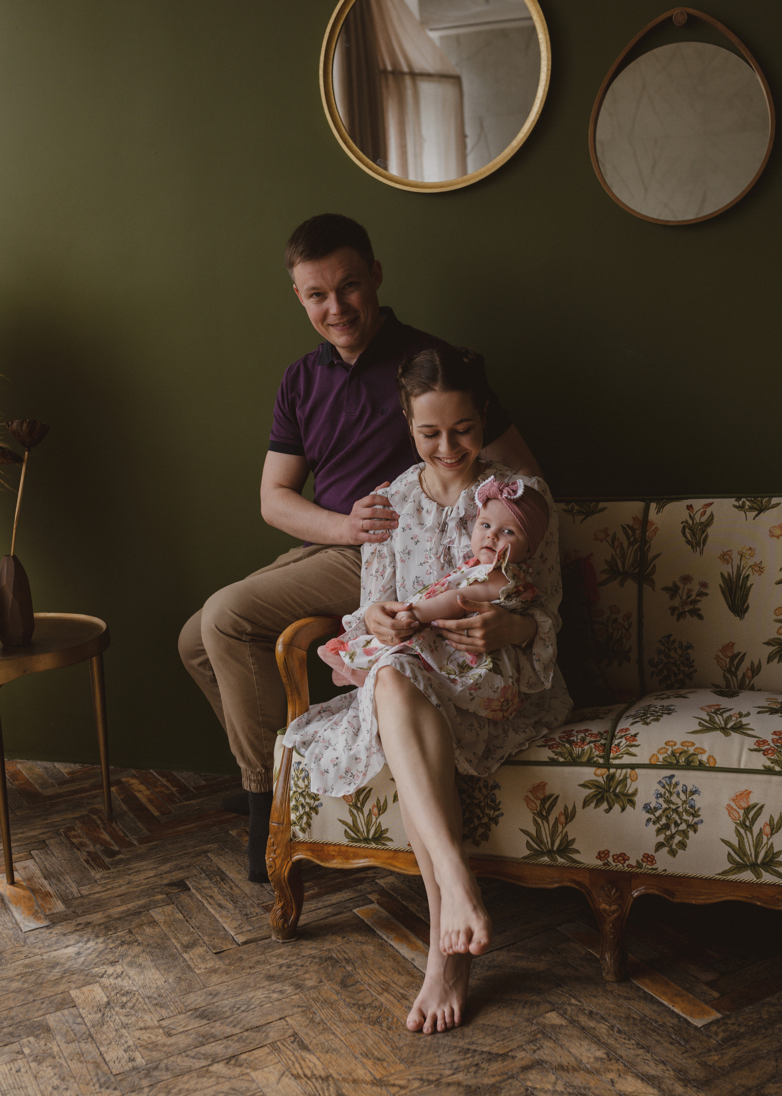 Семейная фотосессия в студии в Москве, семейный фотограф Анна Полушина. Свадебный фотограф в Москве Анна Полушина