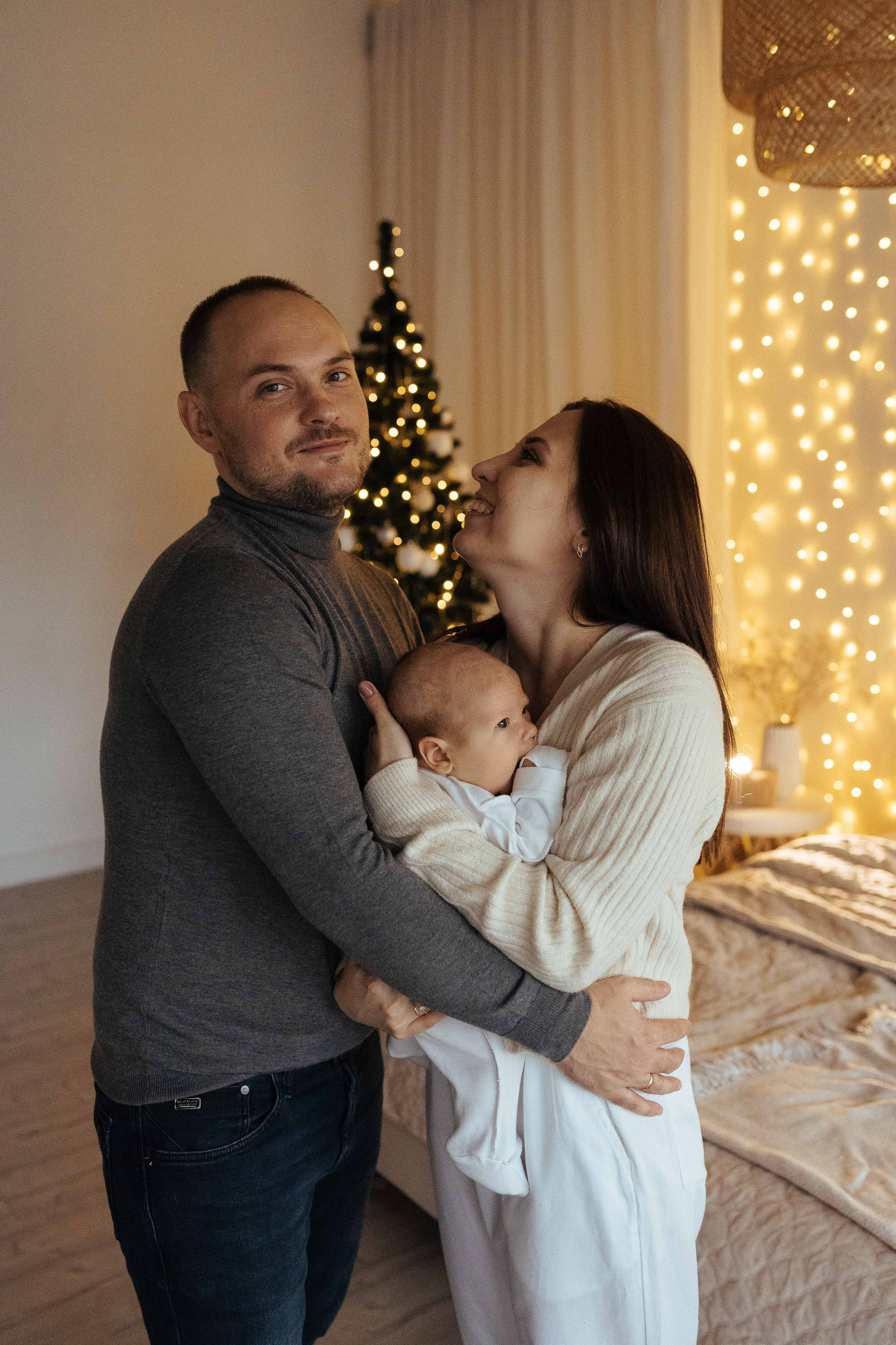 Семейная фотосессия в студии в Москве, семейный фотограф Анна Полушина. Свадебный фотограф в Москве Анна Полушина