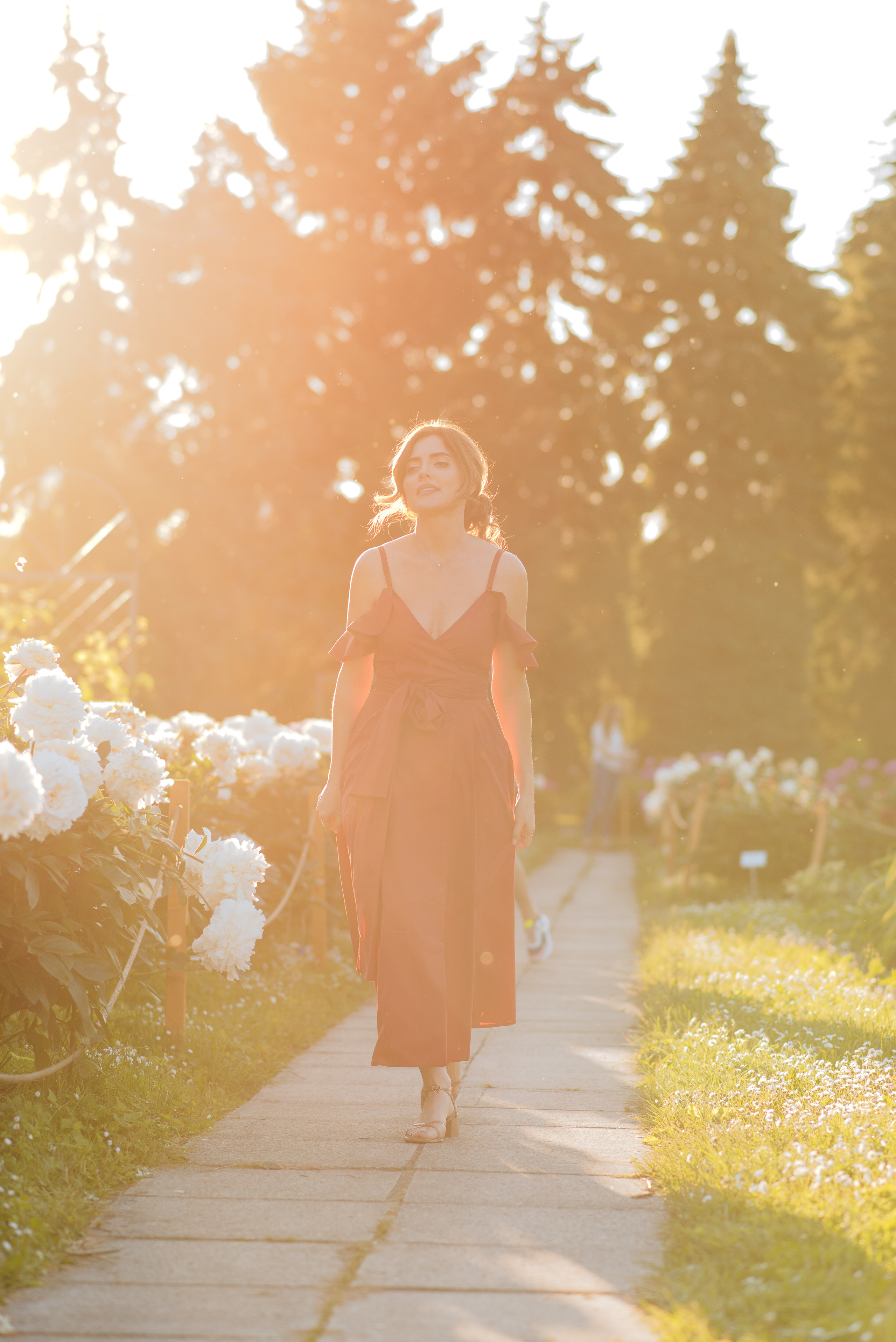 Алена, пионы. Свадебный фотограф в Москве Анна Полушина