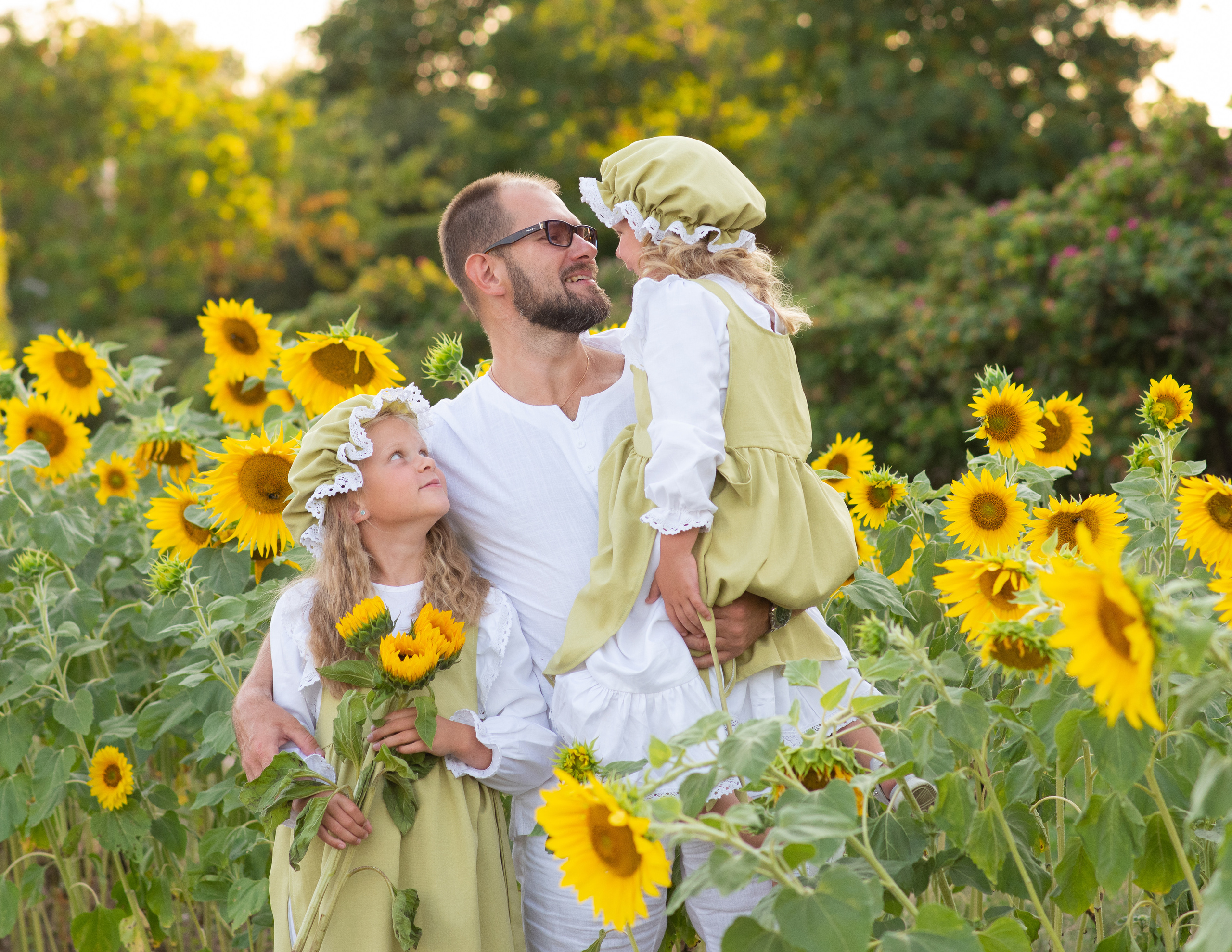 Семейная фотосессия в студии в Москве, семейный фотограф Анна Полушина. Свадебный фотограф в Москве Анна Полушина