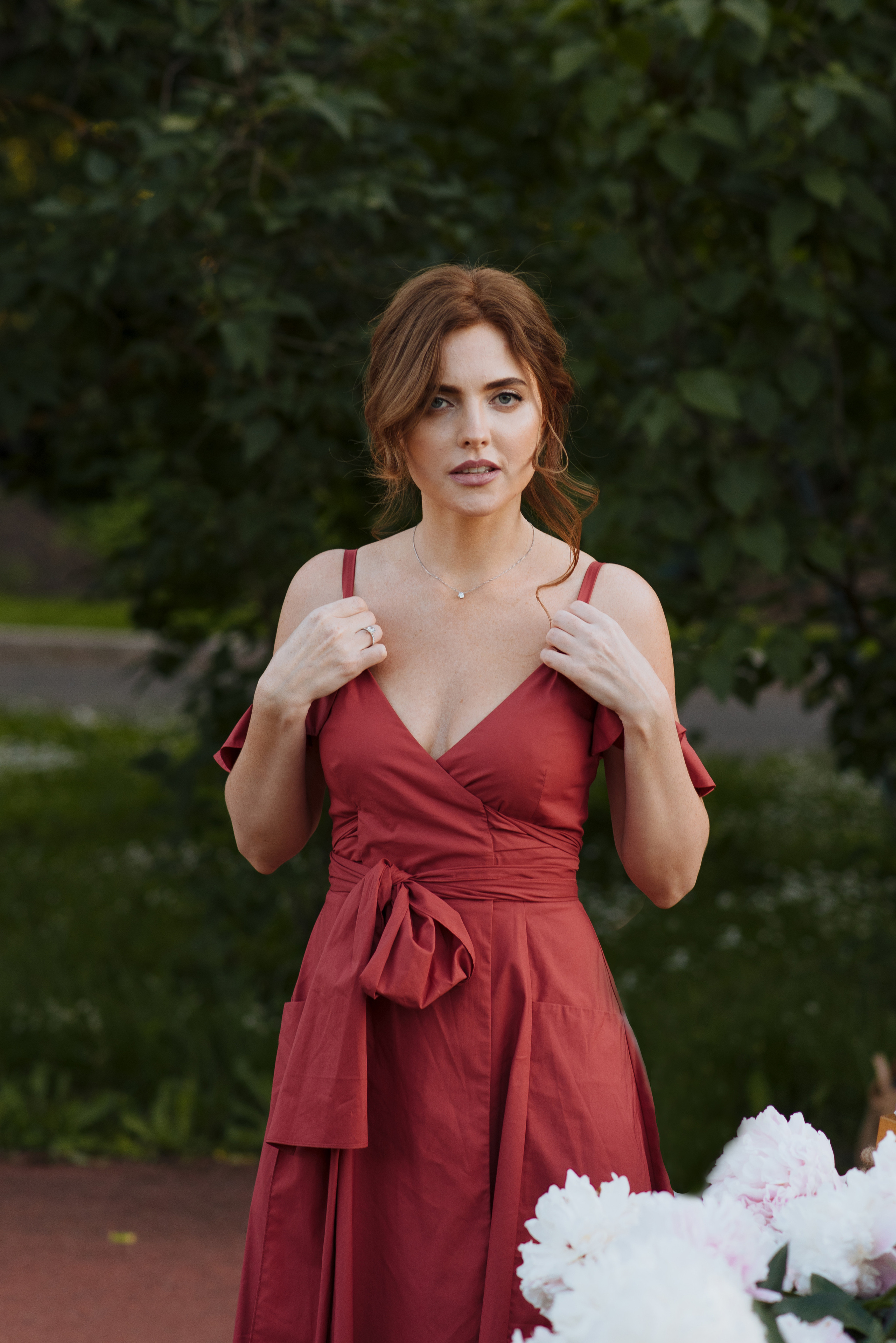 Алена, пионы. Свадебный фотограф в Москве Анна Полушина