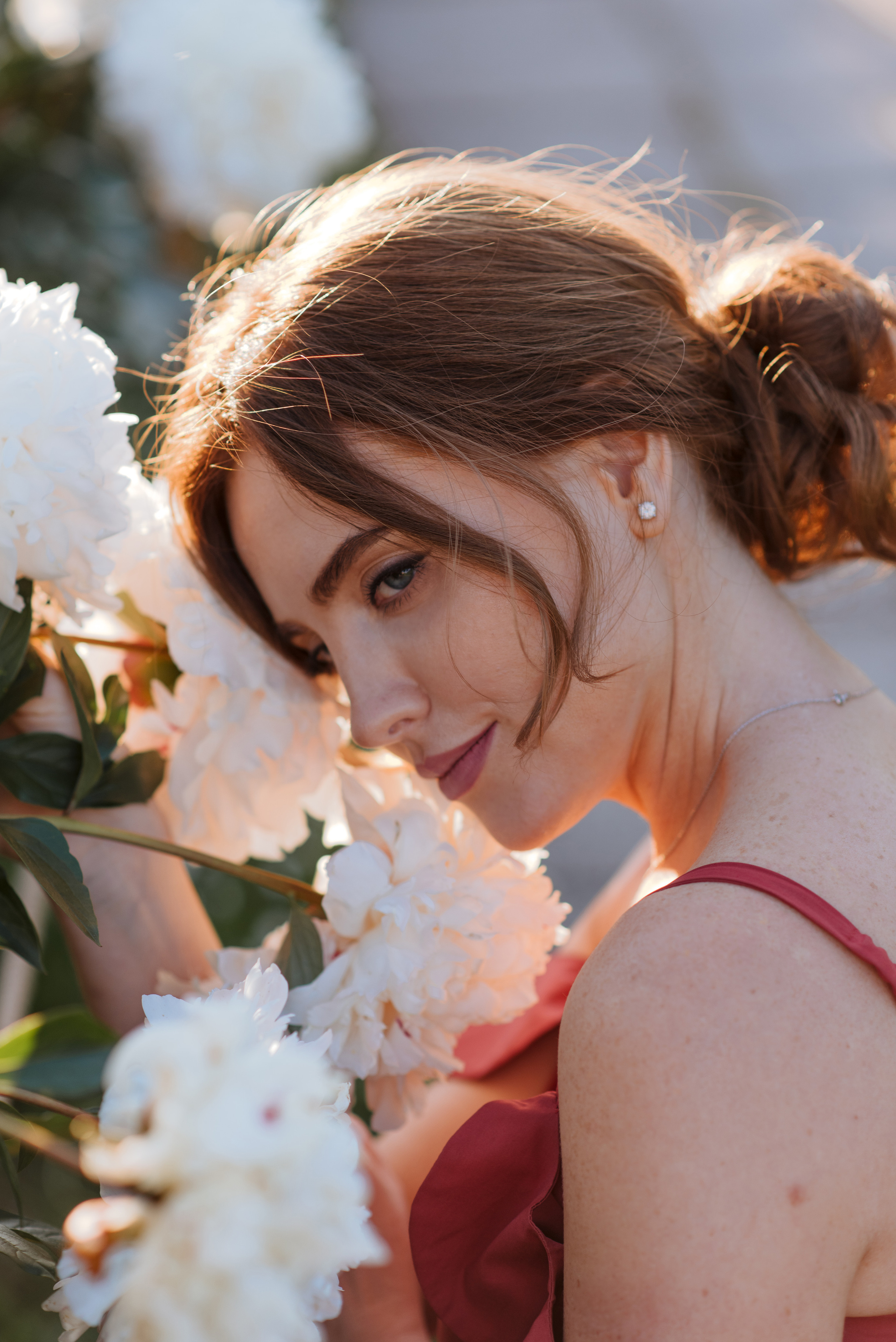 Алена, пионы. Свадебный фотограф в Москве Анна Полушина