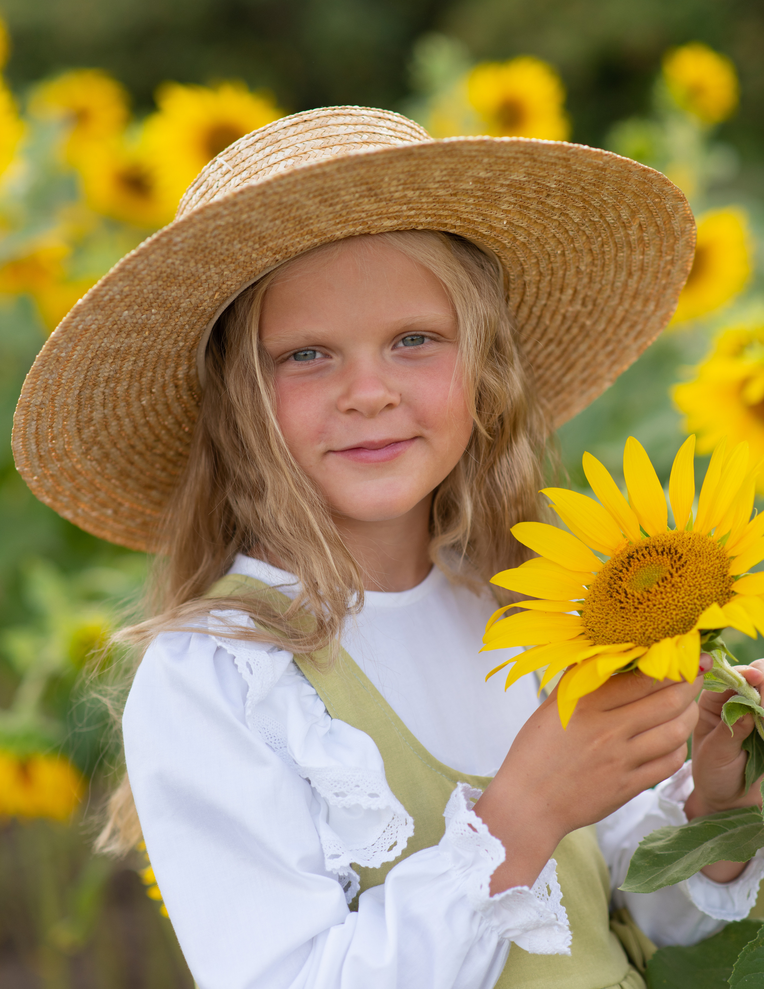 Семейная фотосессия в студии в Москве, семейный фотограф Анна Полушина. Свадебный фотограф в Москве Анна Полушина