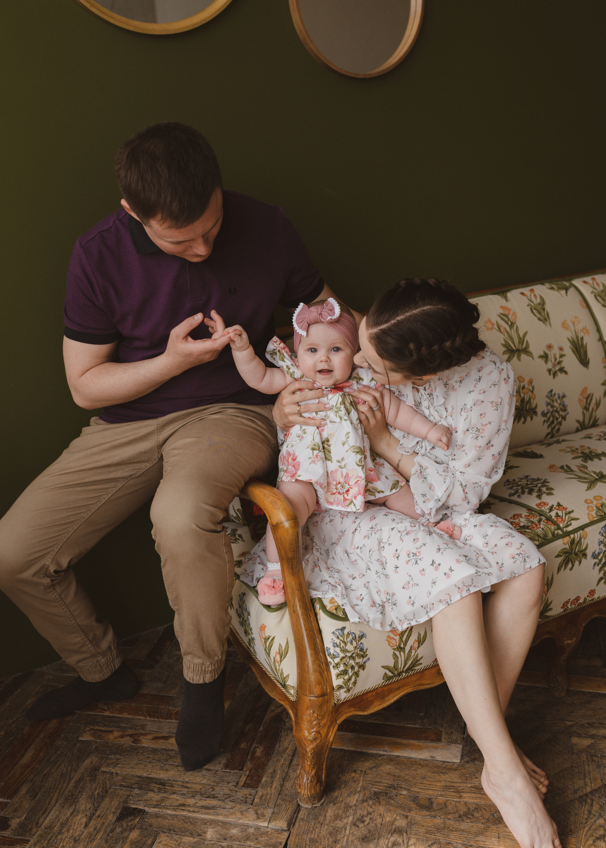 Семейная фотосессия в студии в Москве, семейный фотограф Анна Полушина. Свадебный фотограф в Москве Анна Полушина