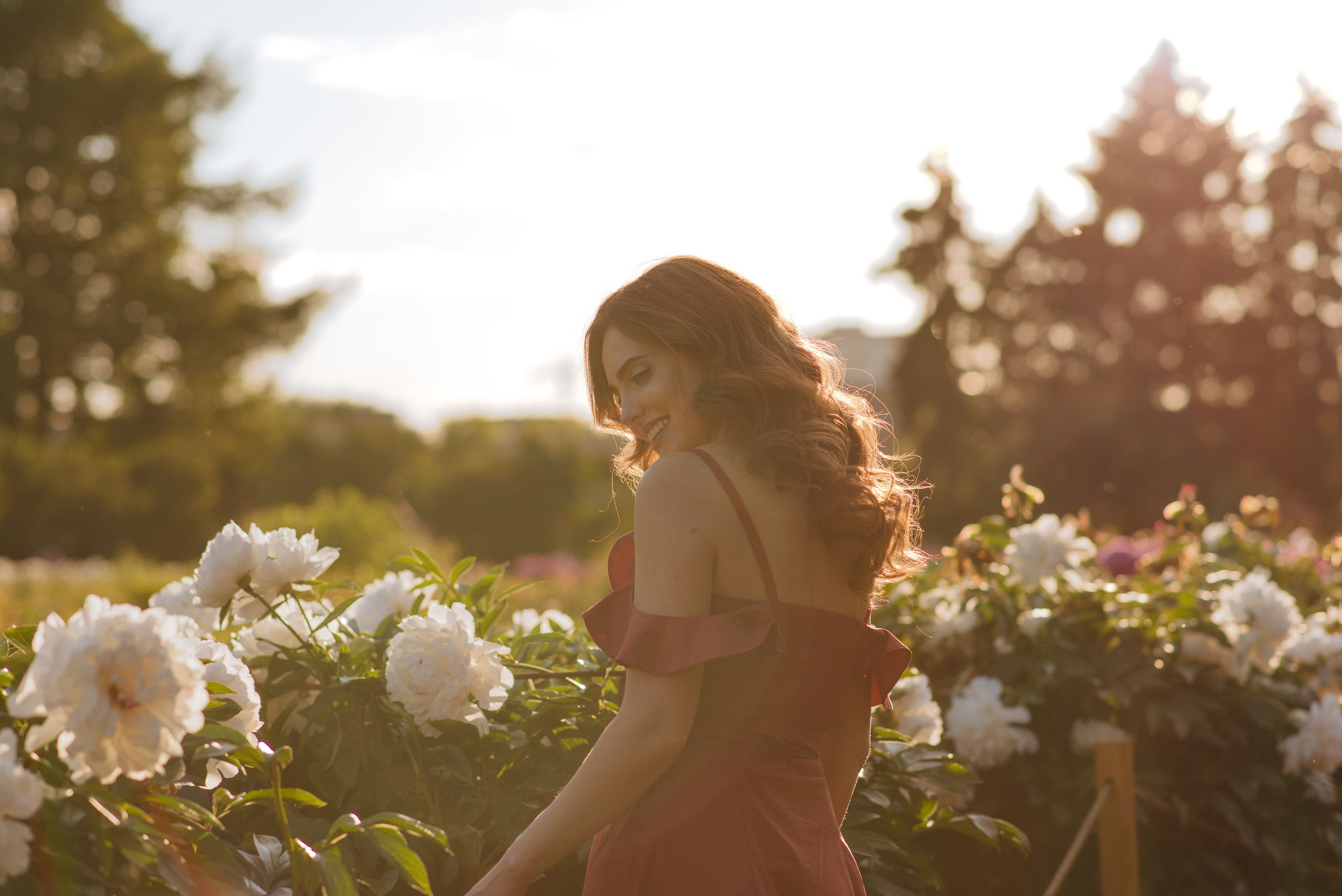 Алена, пионы. Свадебный фотограф в Москве Анна Полушина