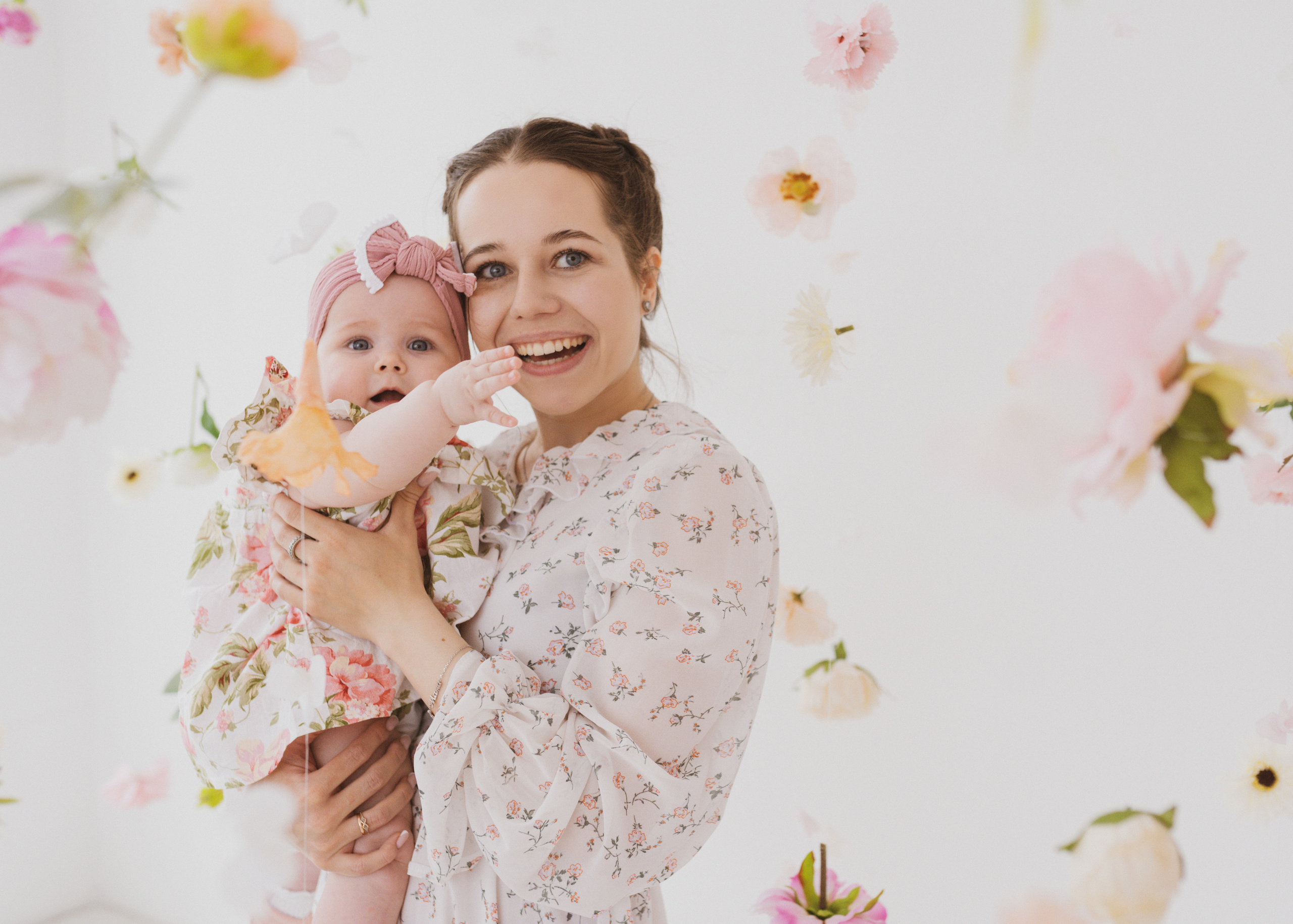 Семейная фотосессия в студии в Москве, семейный фотограф Анна Полушина. Свадебный фотограф в Москве Анна Полушина