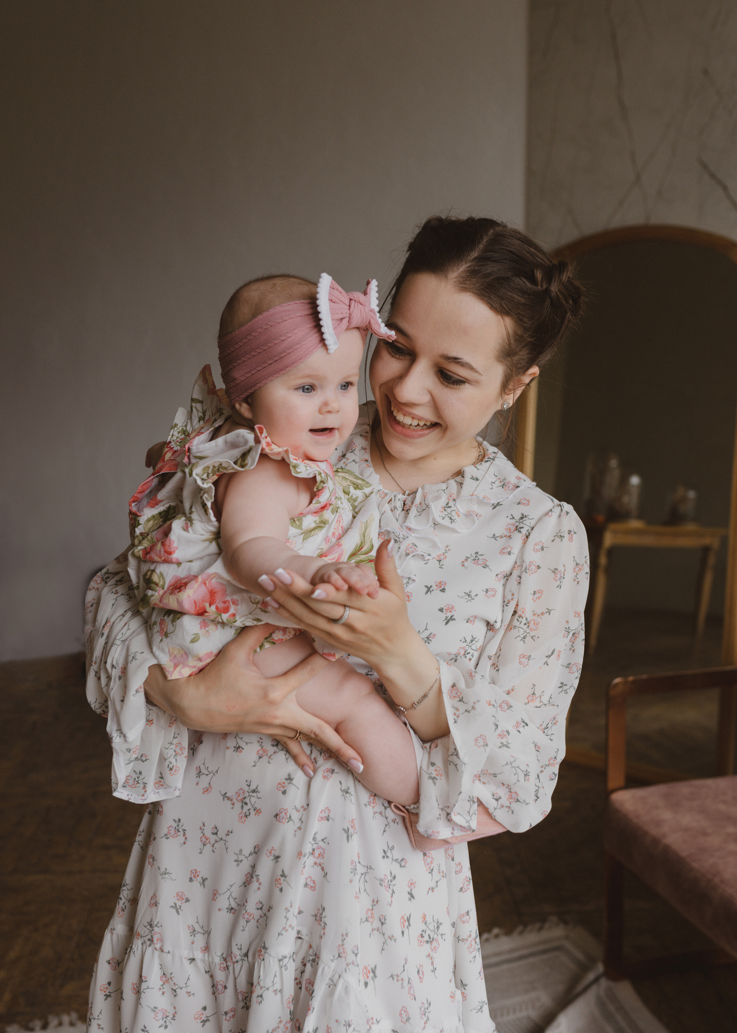 Семейная фотосессия в студии в Москве, семейный фотограф Анна Полушина. Свадебный фотограф в Москве Анна Полушина