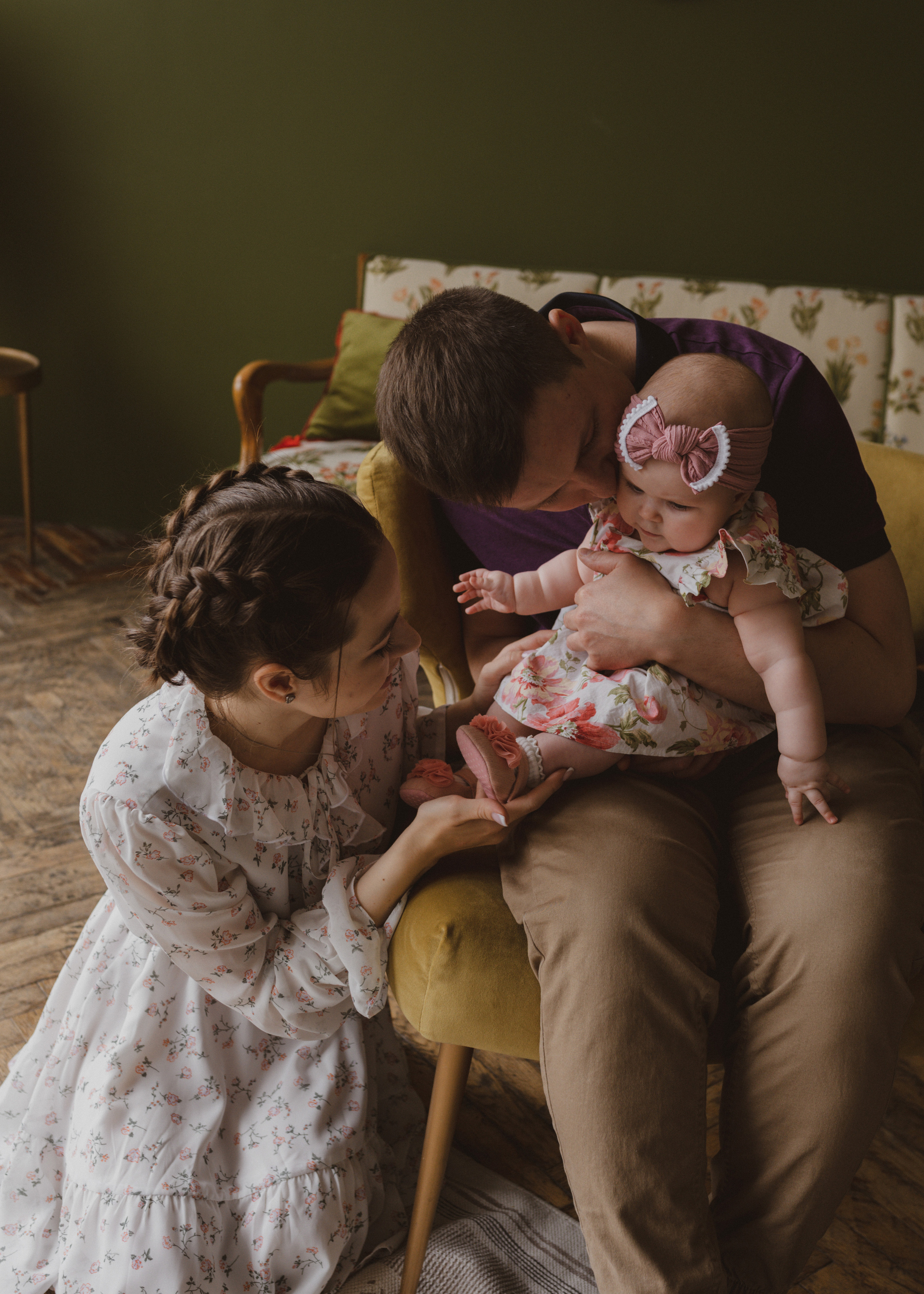 Семейная фотосессия в студии в Москве, семейный фотограф Анна Полушина. Свадебный фотограф в Москве Анна Полушина