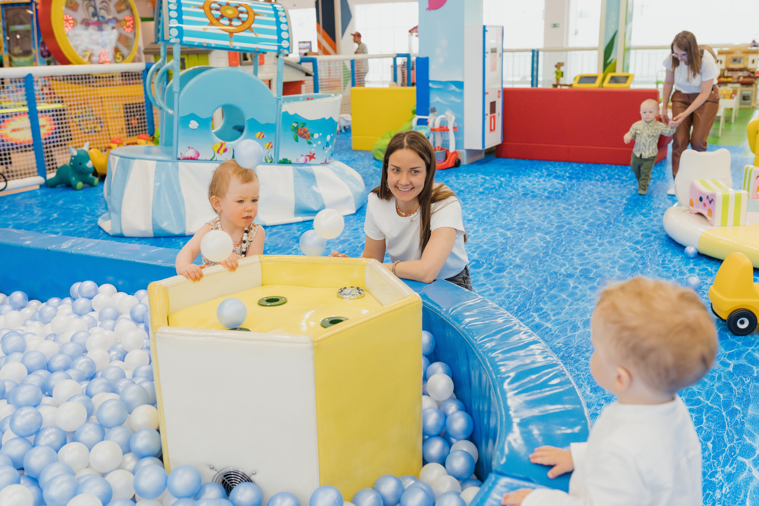 День рождения Яна, ТРК Мари. Свадебный фотограф в Москве Анна Полушина