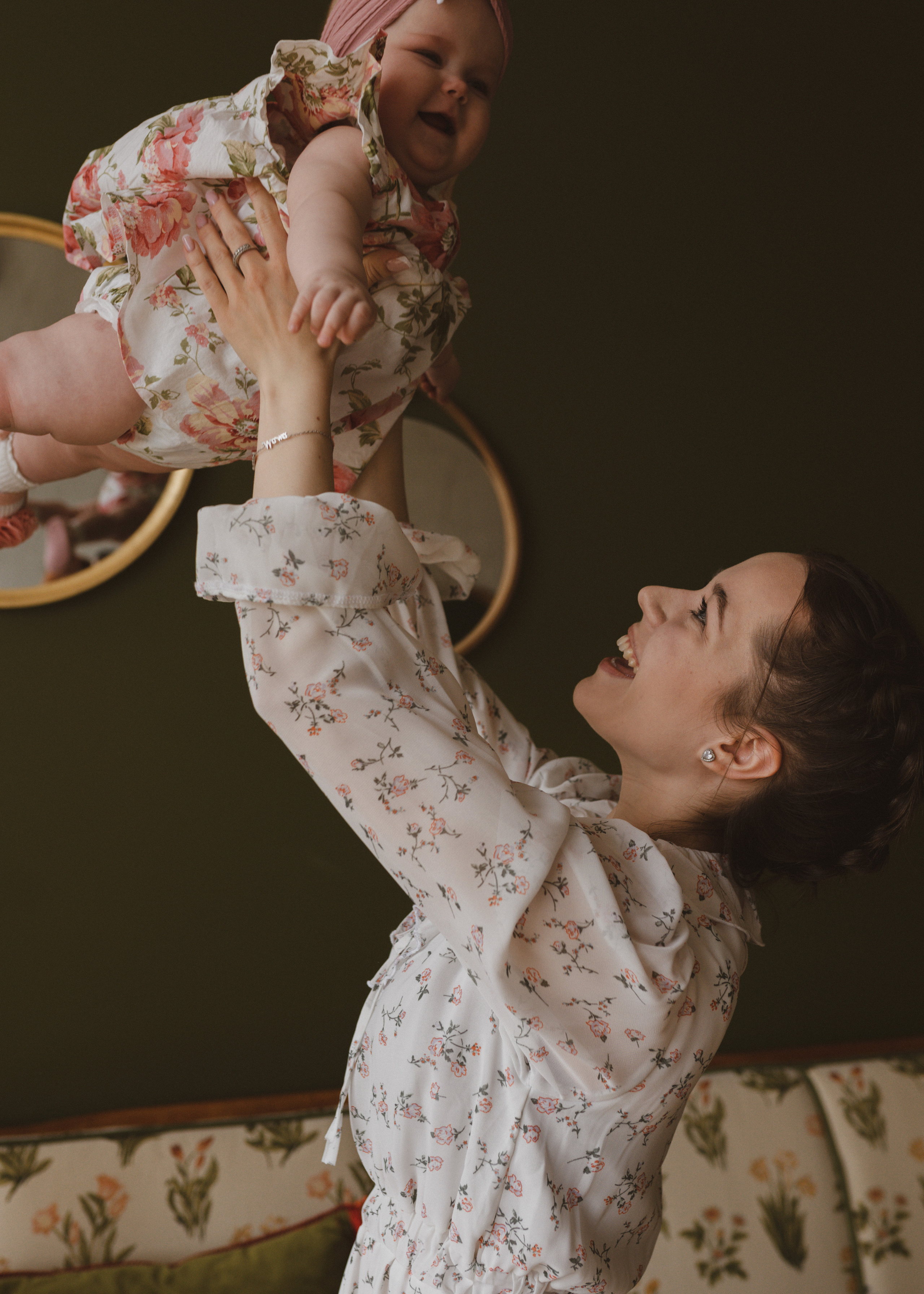 Семейная фотосессия в студии в Москве, семейный фотограф Анна Полушина. Свадебный фотограф в Москве Анна Полушина