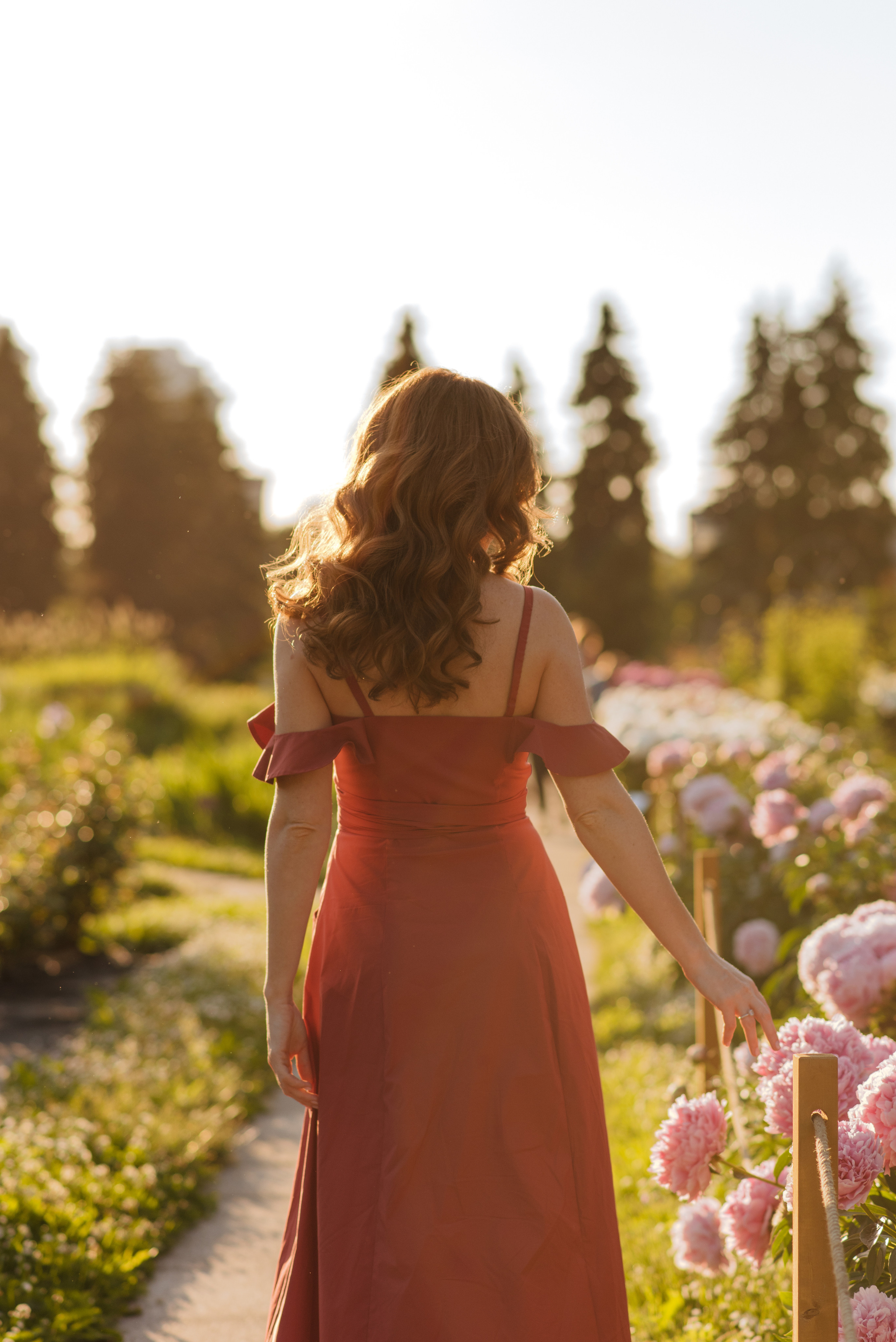 Алена, пионы. Свадебный фотограф в Москве Анна Полушина