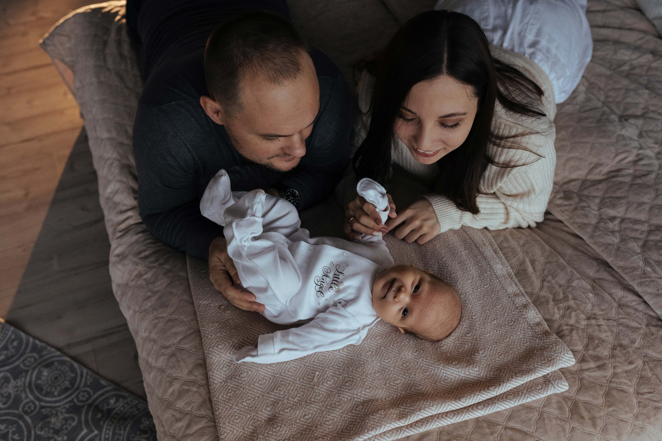 Семейная фотосессия в студии в Москве, семейный фотограф Анна Полушина. Свадебный фотограф в Москве Анна Полушина