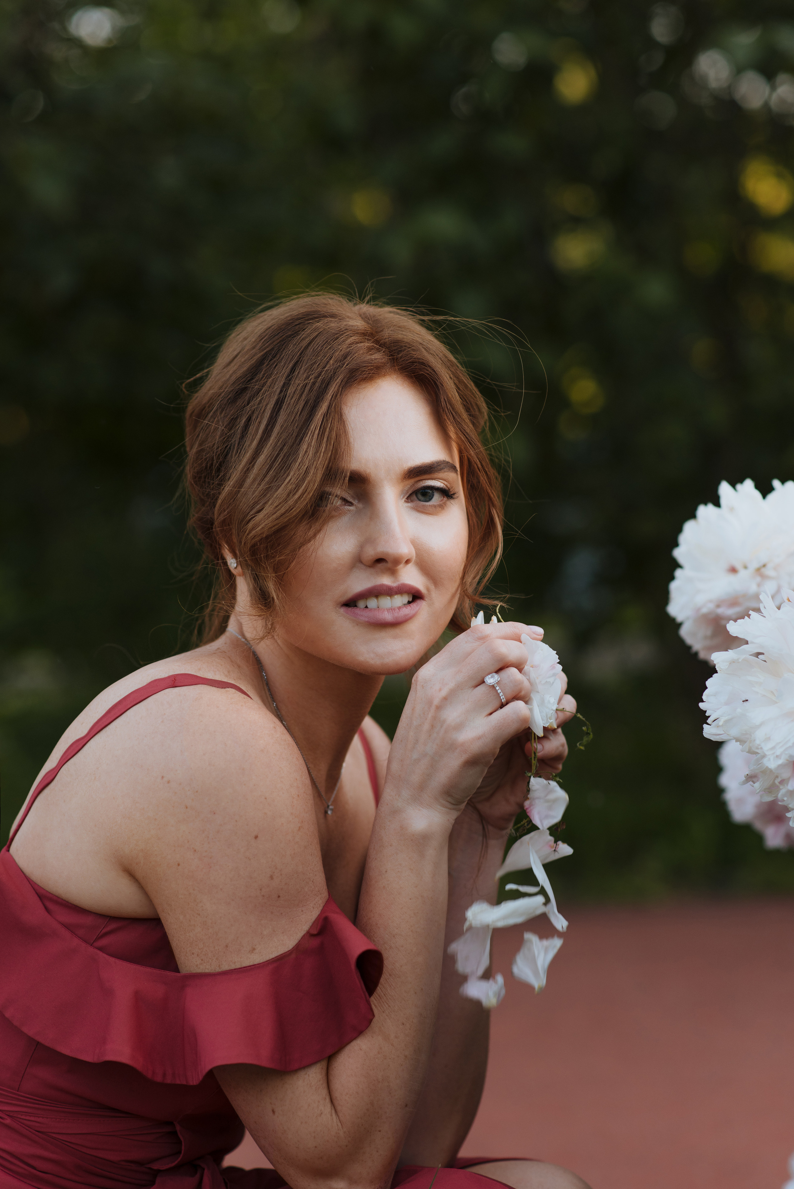 Алена, пионы. Свадебный фотограф в Москве Анна Полушина