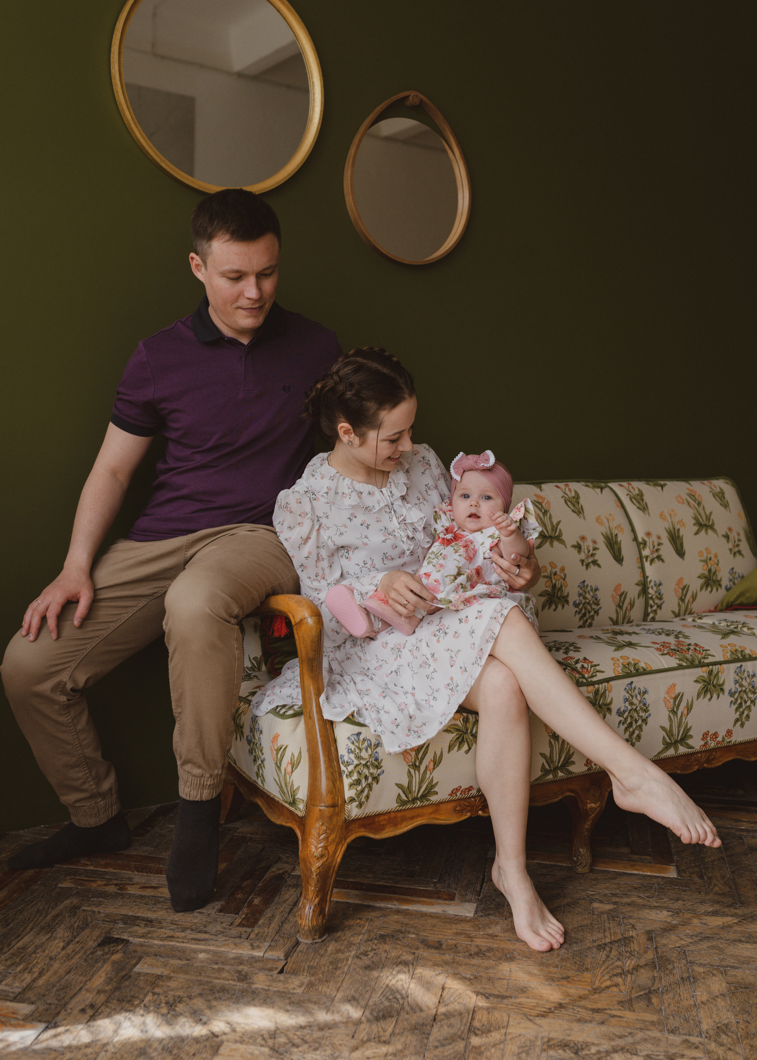 Семейная фотосессия в студии в Москве, семейный фотограф Анна Полушина. Свадебный фотограф в Москве Анна Полушина