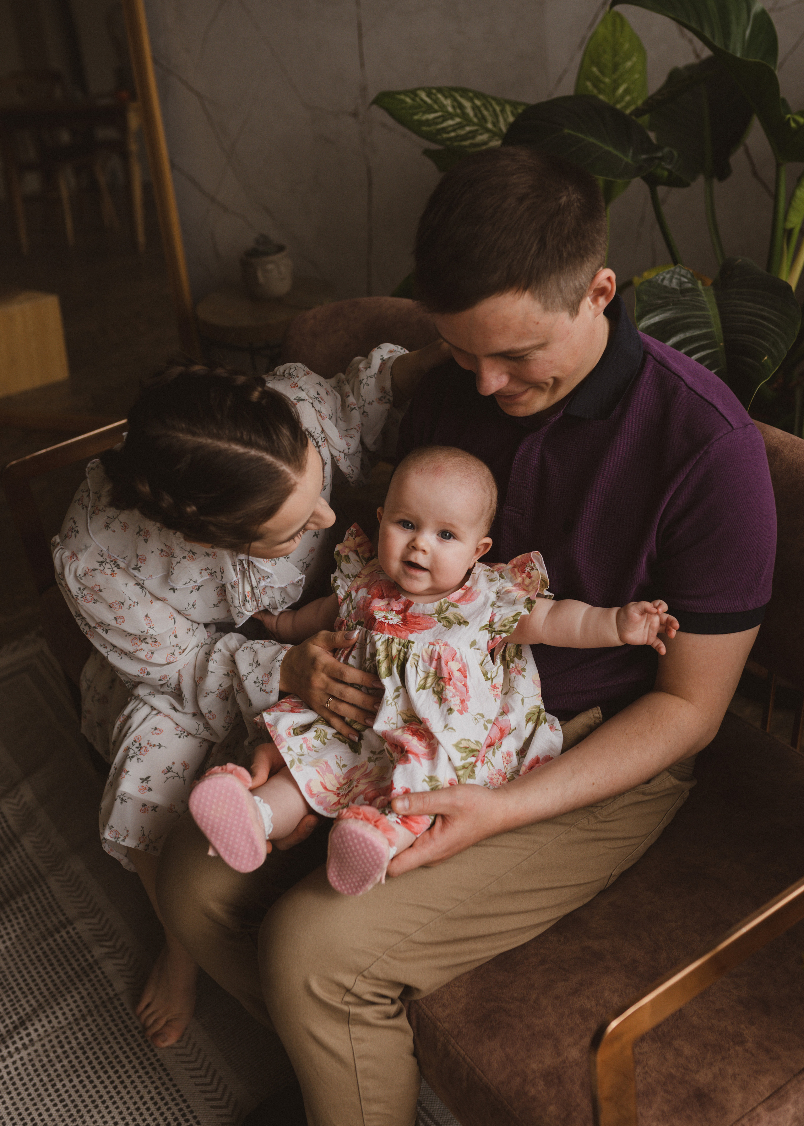 Семейная фотосессия в студии в Москве, семейный фотограф Анна Полушина. Свадебный фотограф в Москве Анна Полушина