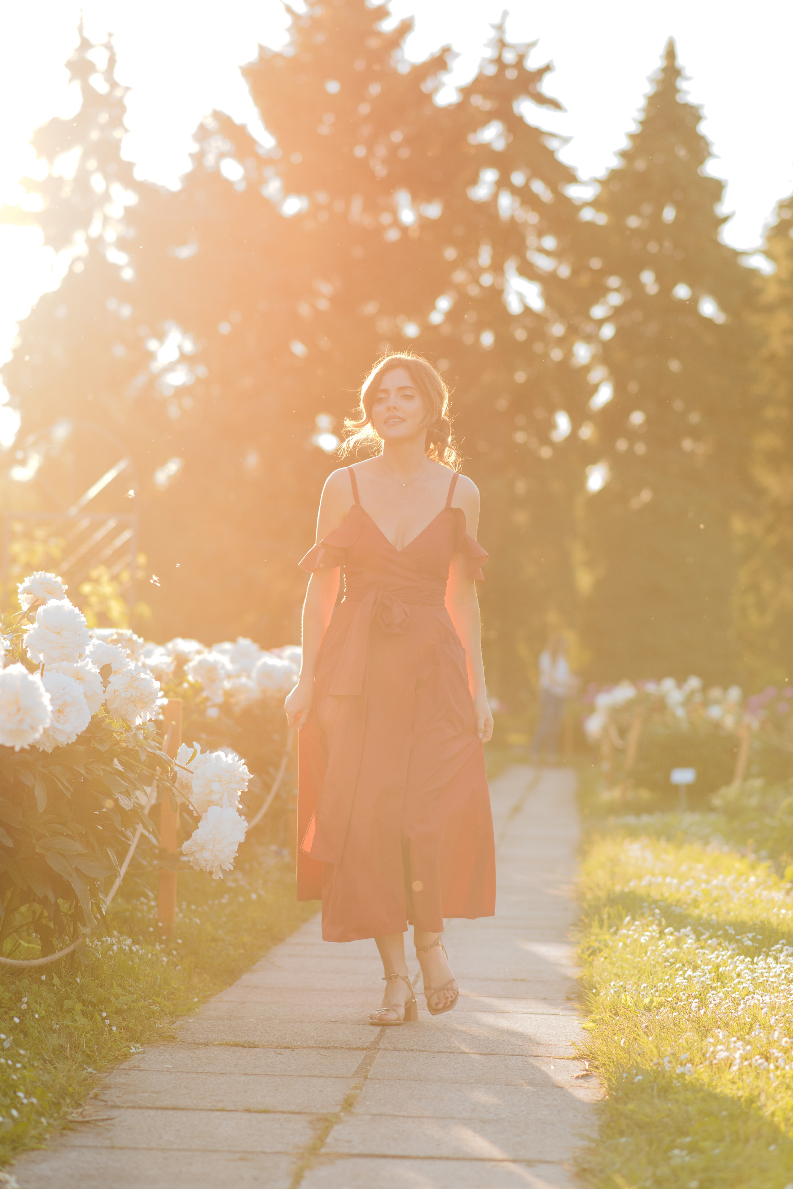 Алена, пионы. Свадебный фотограф в Москве Анна Полушина