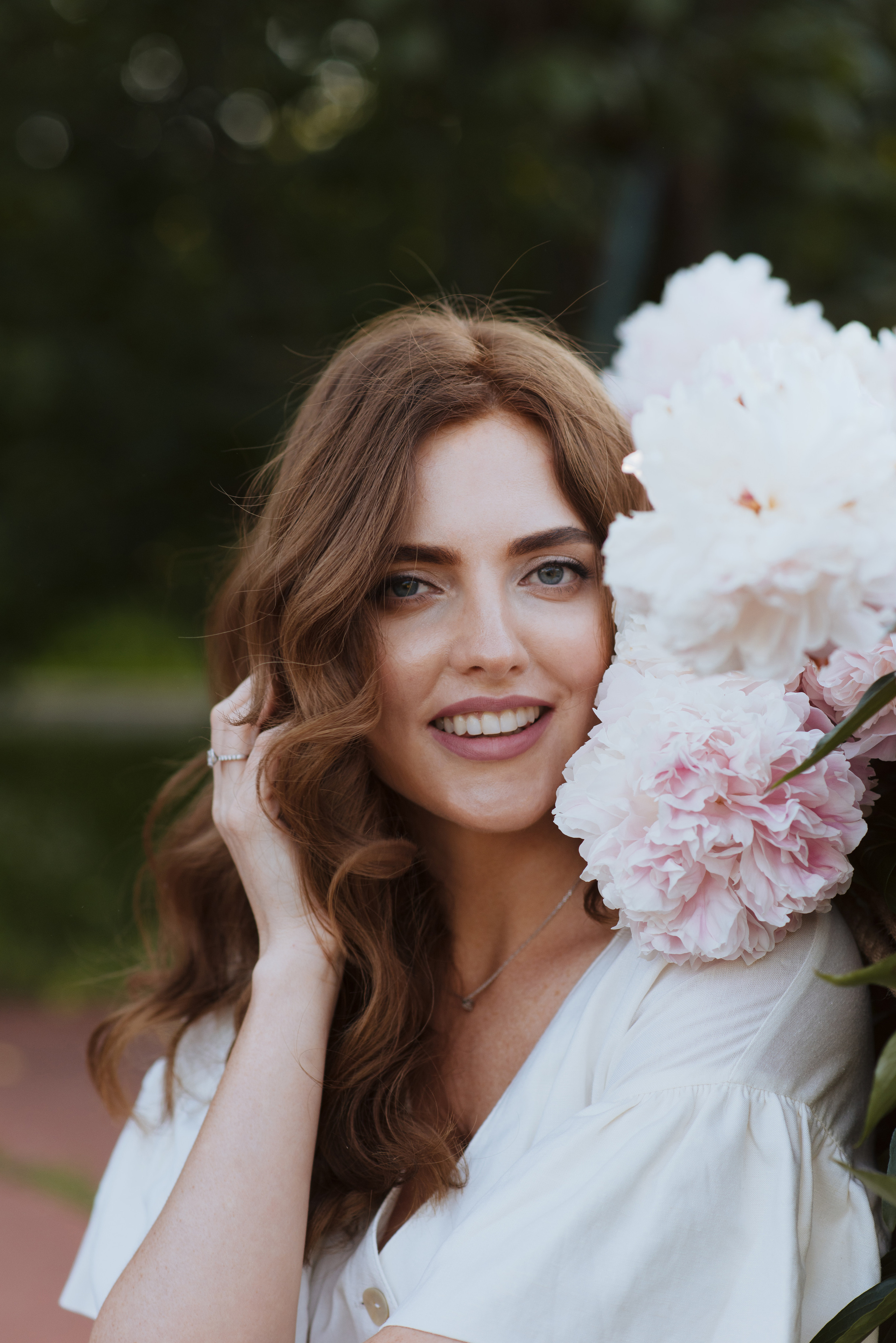 Алена, пионы. Свадебный фотограф в Москве Анна Полушина