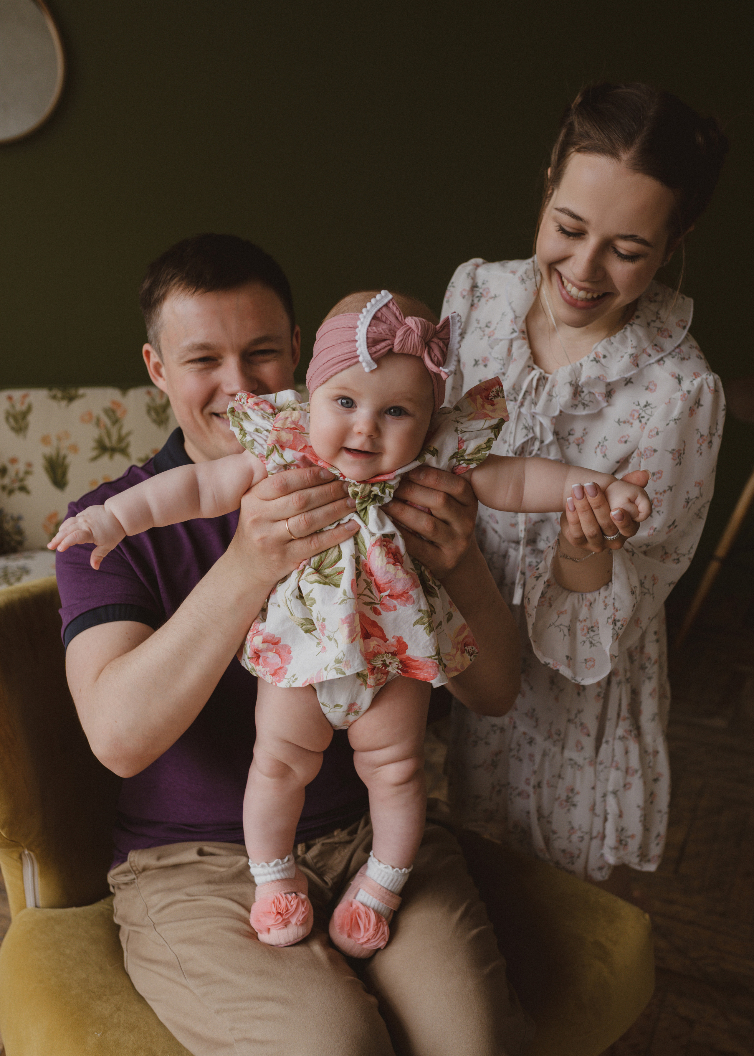 Семейная фотосессия в студии в Москве, семейный фотограф Анна Полушина. Свадебный фотограф в Москве Анна Полушина