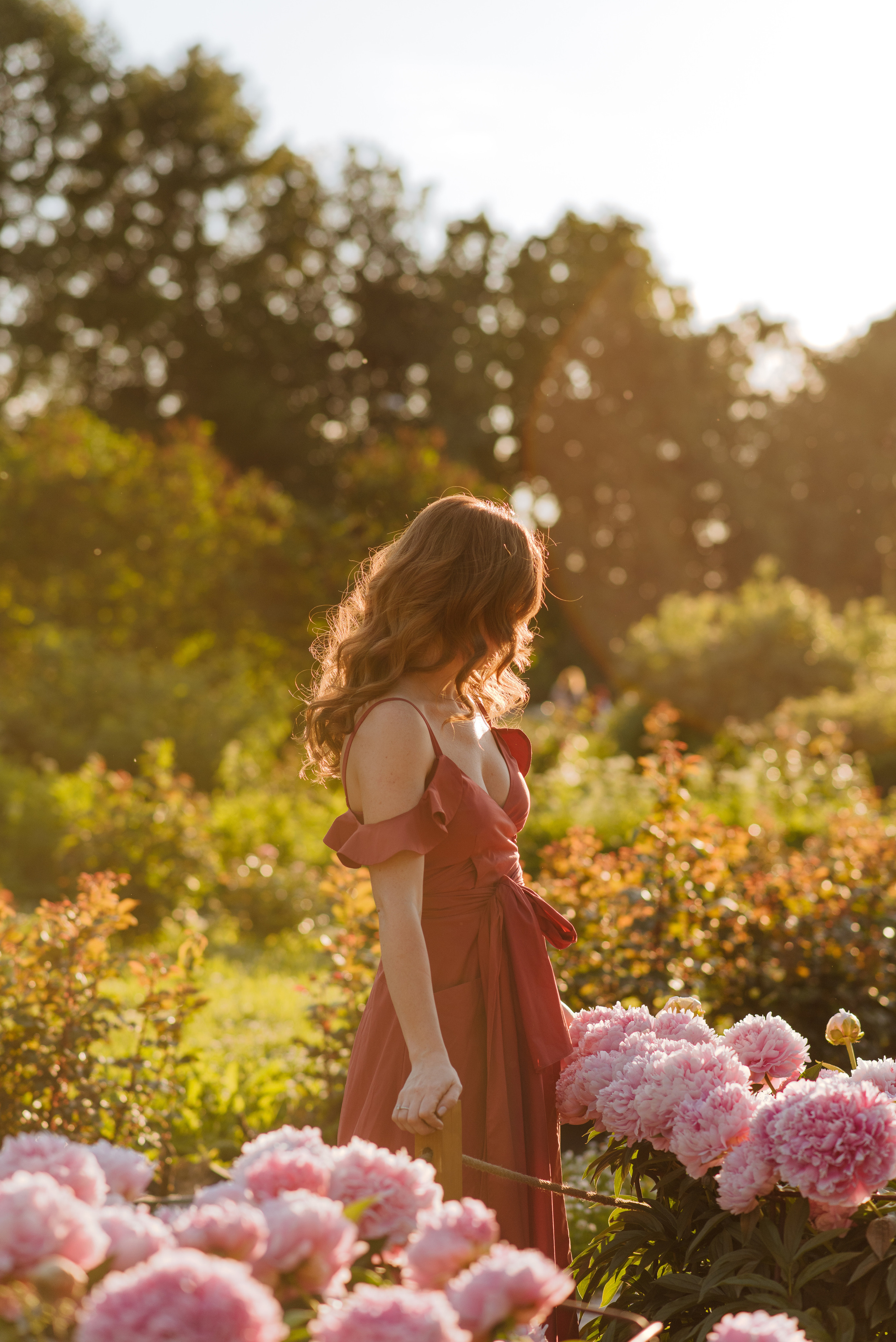Алена, пионы. Свадебный фотограф в Москве Анна Полушина