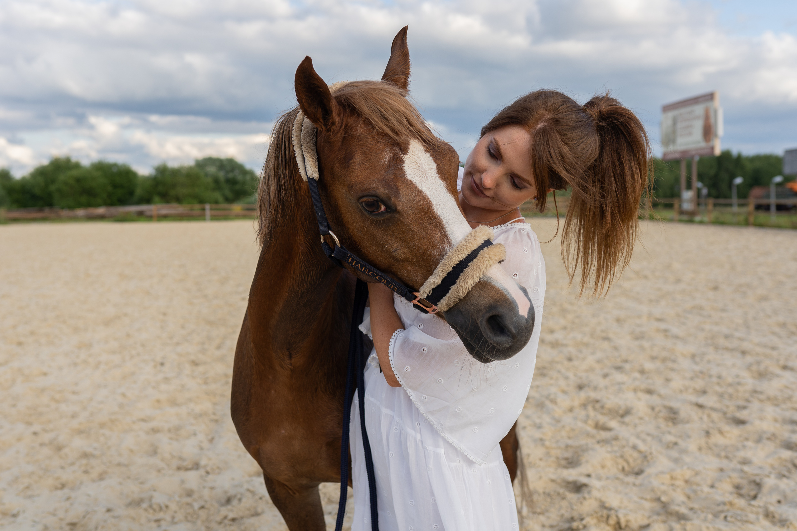 Алена, конный клуб Новый век. Свадебный фотограф в Москве Анна Полушина