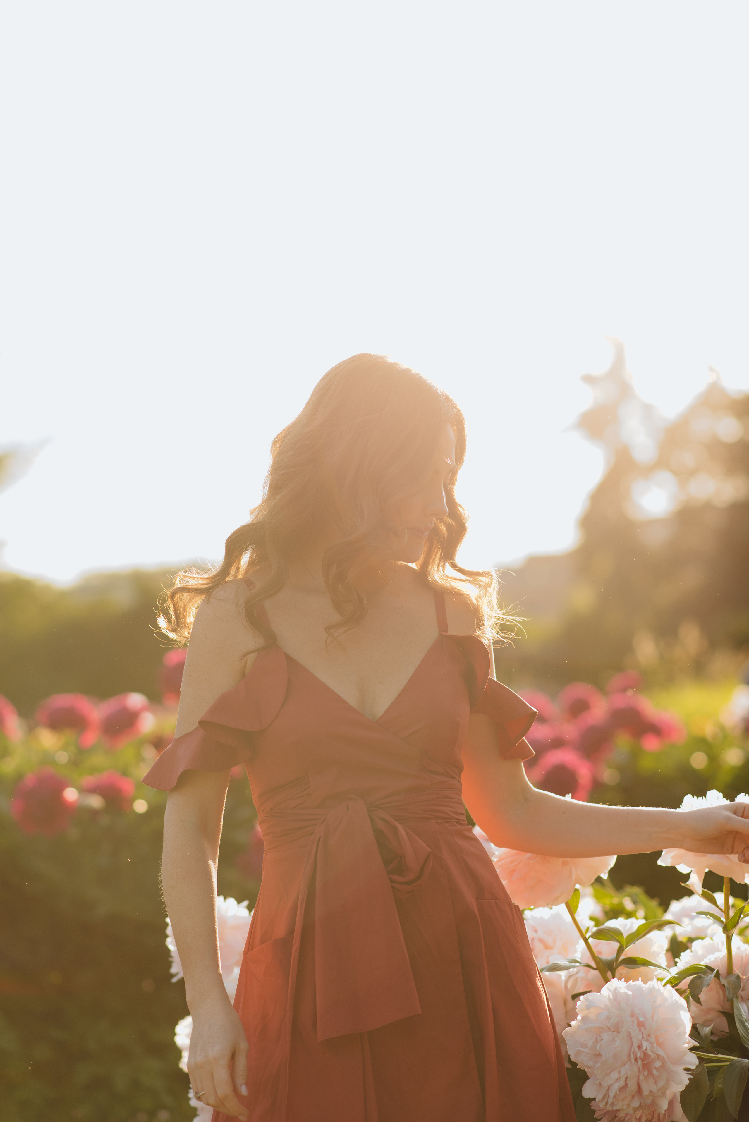 Алена, пионы. Свадебный фотограф в Москве Анна Полушина