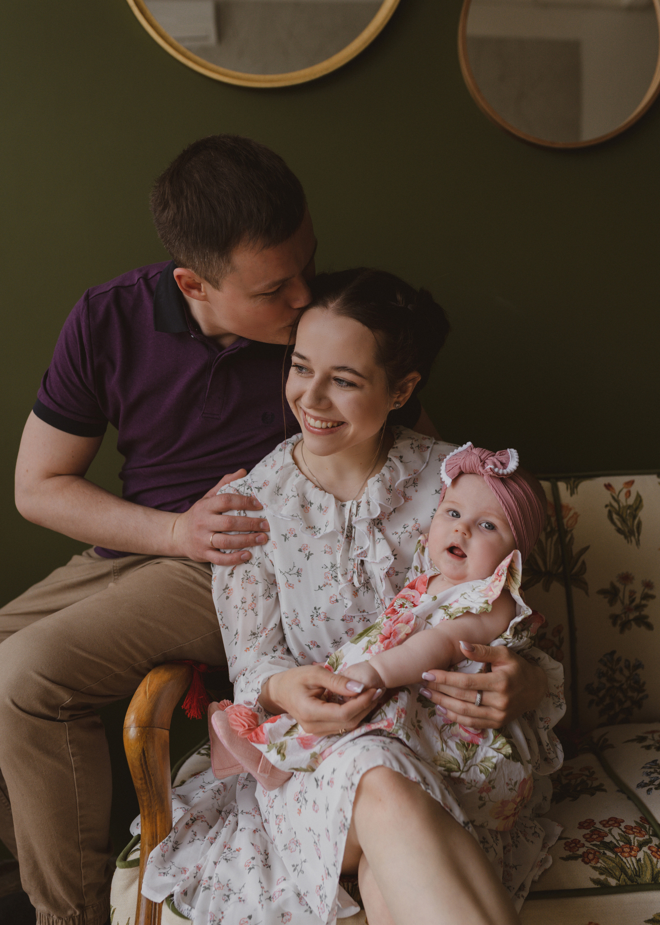 Семейная фотосессия в студии в Москве, семейный фотограф Анна Полушина. Свадебный фотограф в Москве Анна Полушина