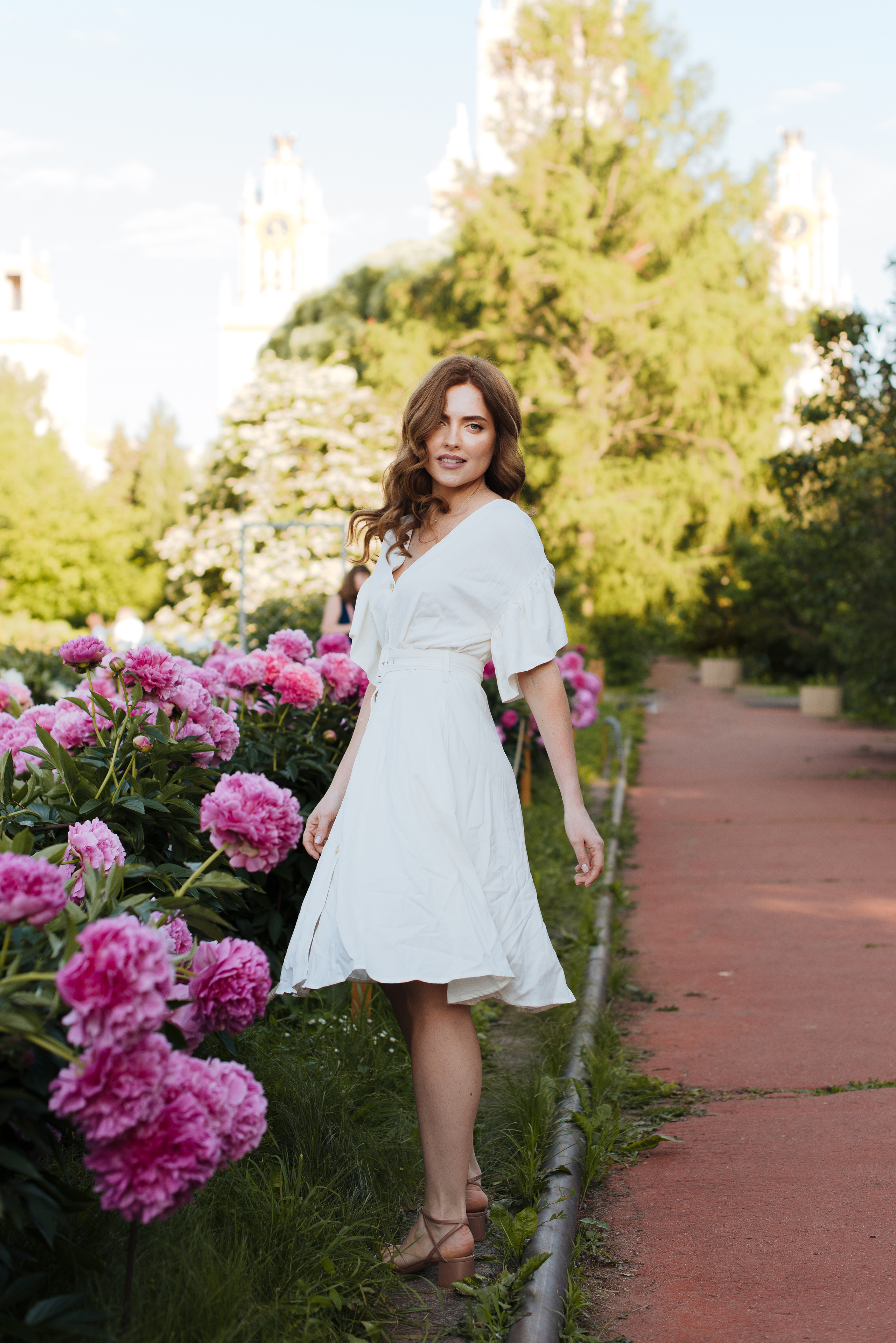 Алена, пионы. Свадебный фотограф в Москве Анна Полушина