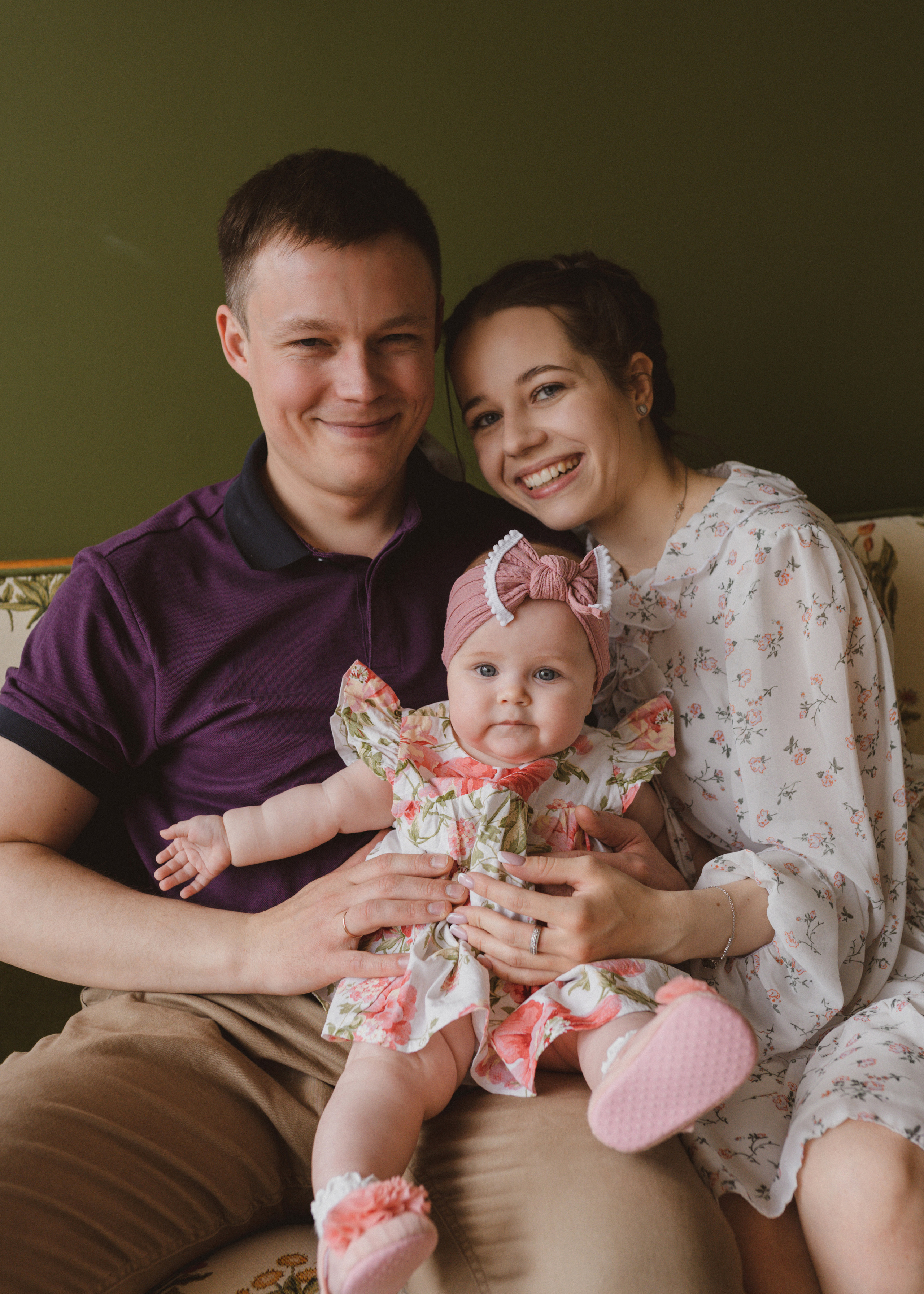 Семейная фотосессия в студии в Москве, семейный фотограф Анна Полушина. Свадебный фотограф в Москве Анна Полушина