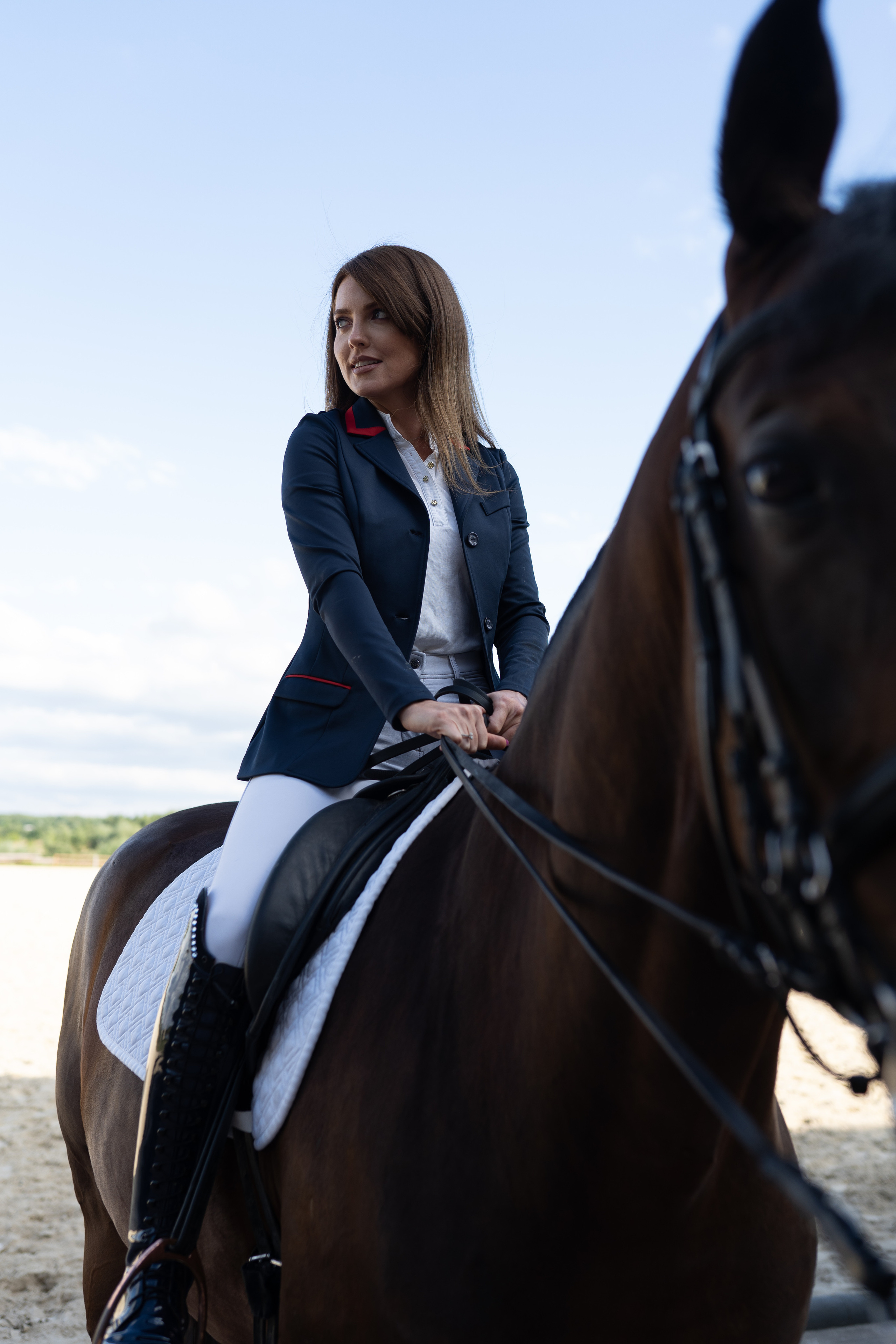Алена, конный клуб Новый век. Свадебный фотограф в Москве Анна Полушина