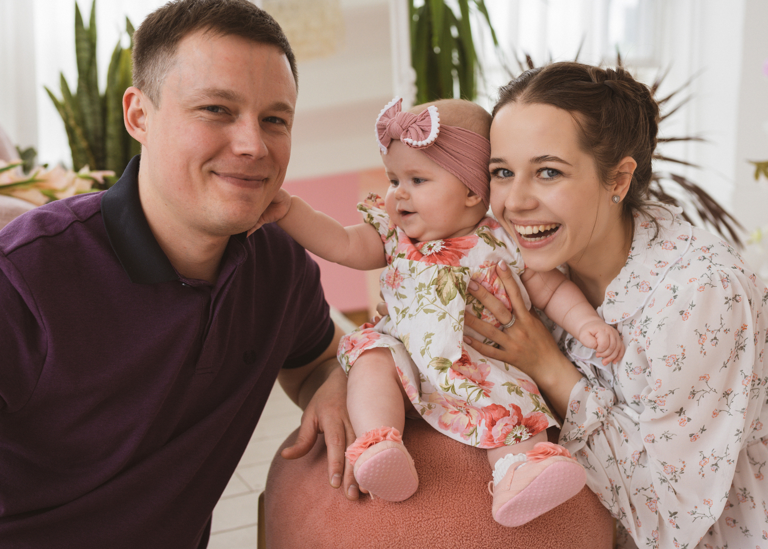 Семейная фотосессия в студии в Москве, семейный фотограф Анна Полушина. Свадебный фотограф в Москве Анна Полушина