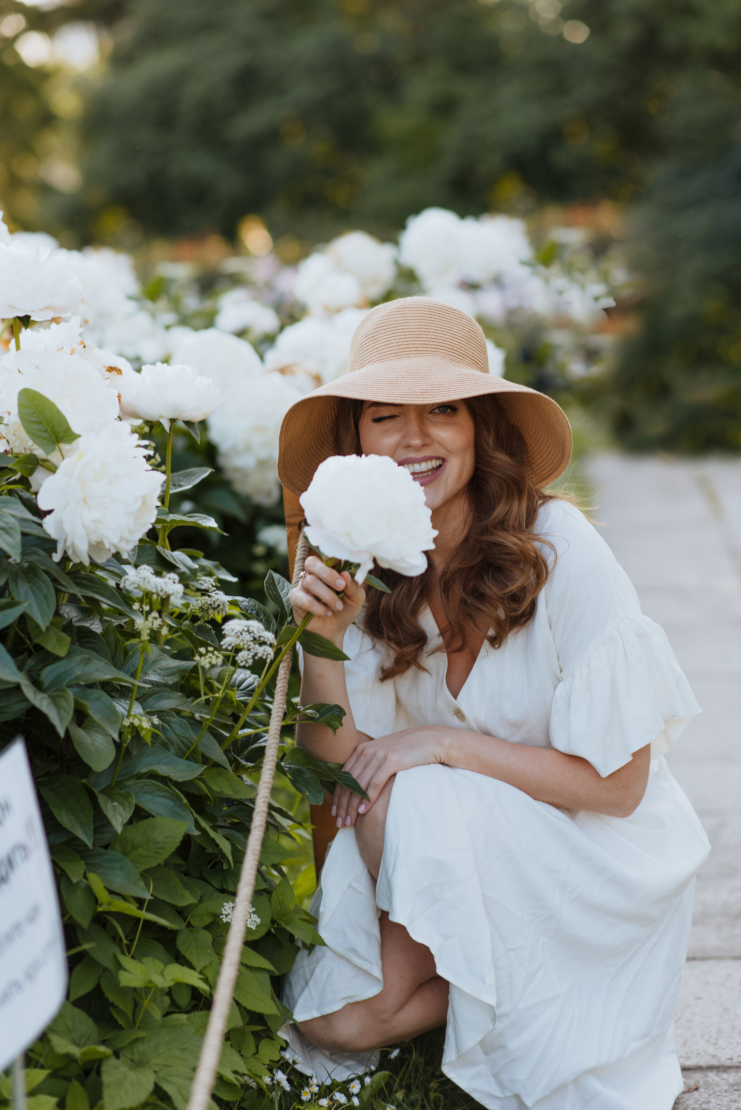 Алена, пионы. Свадебный фотограф в Москве Анна Полушина
