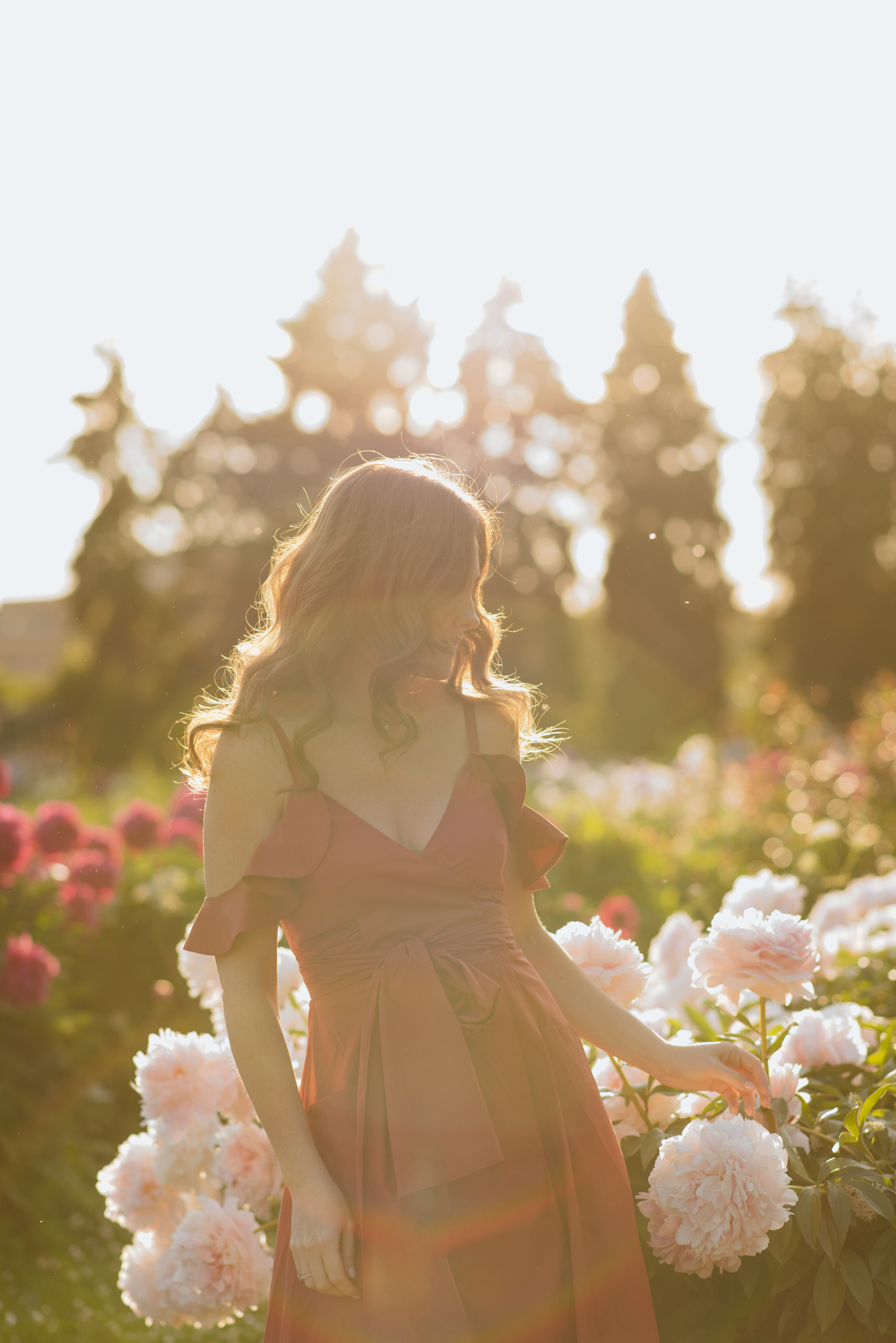 Алена, пионы. Свадебный фотограф в Москве Анна Полушина
