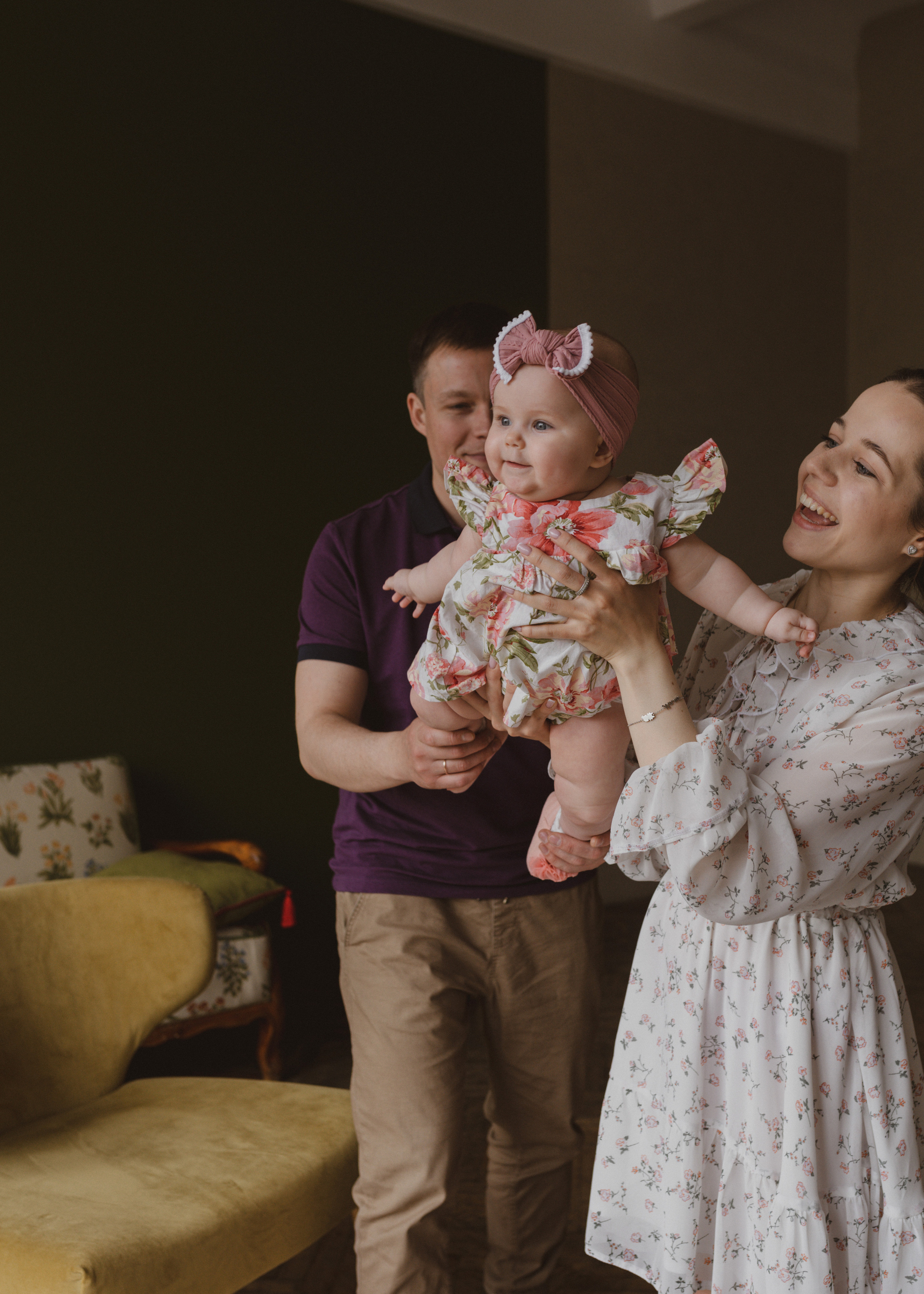 Семейная фотосессия в студии в Москве, семейный фотограф Анна Полушина. Свадебный фотограф в Москве Анна Полушина