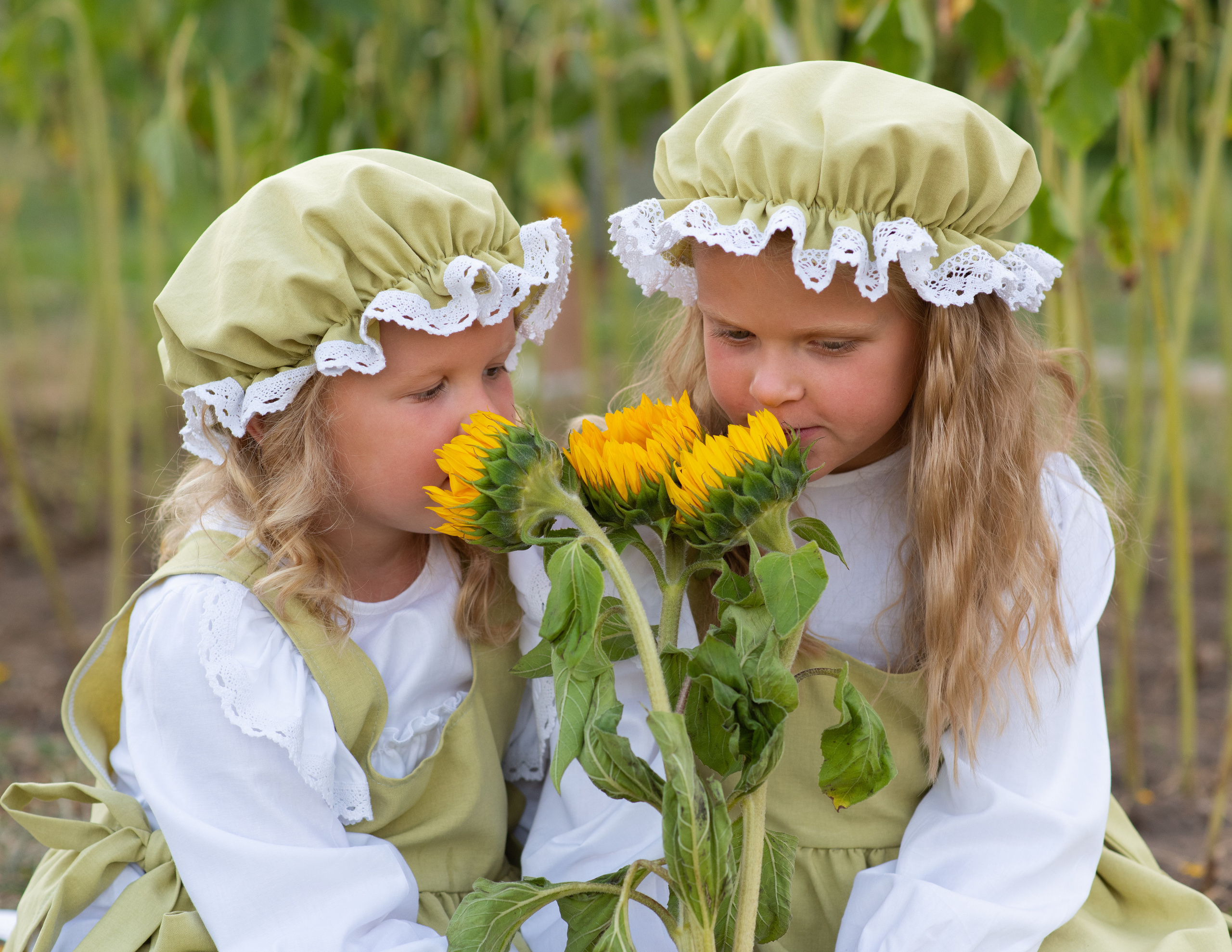 Семейная фотосессия в студии в Москве, семейный фотограф Анна Полушина. Свадебный фотограф в Москве Анна Полушина