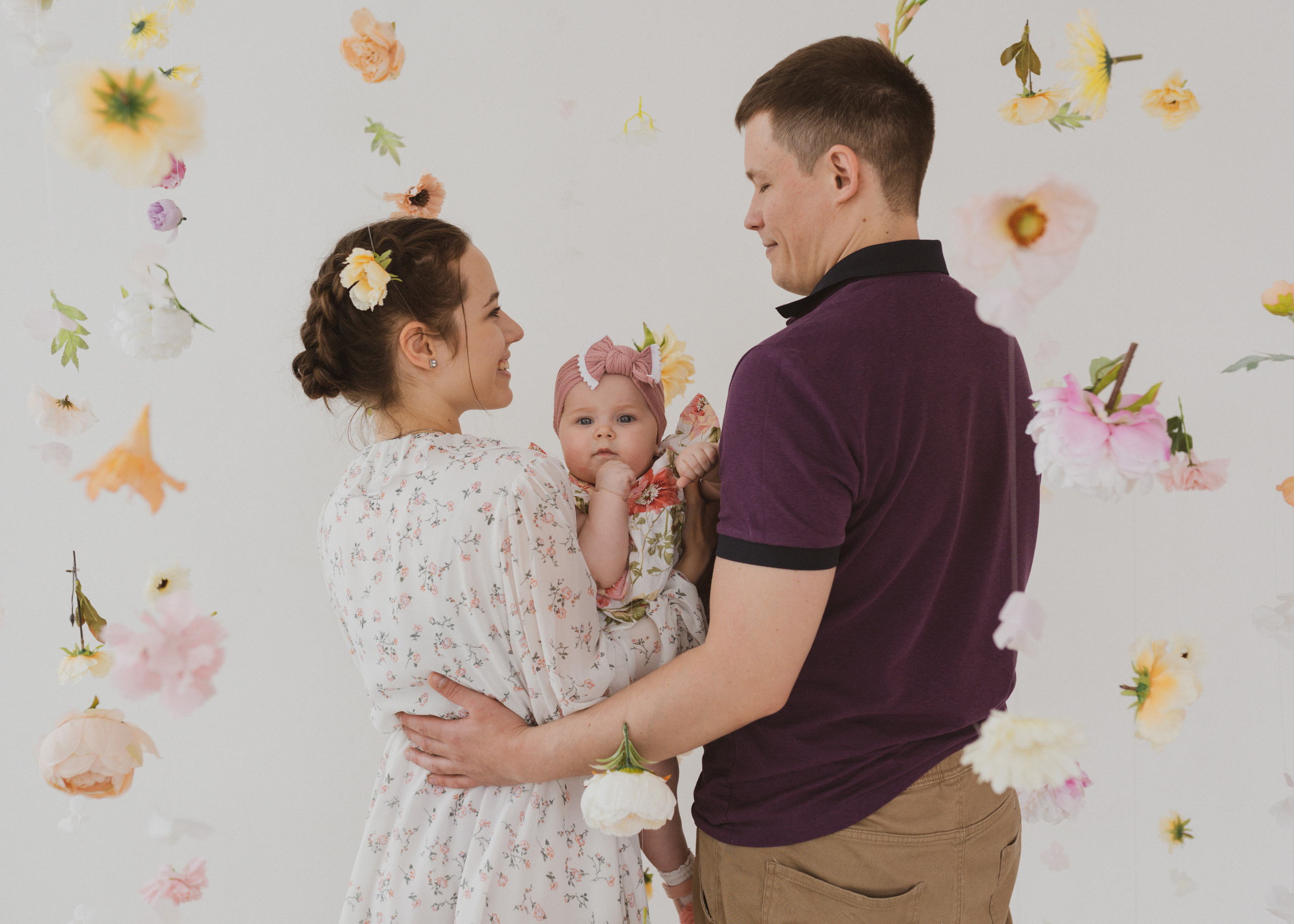 Семейная фотосессия в студии в Москве, семейный фотограф Анна Полушина. Свадебный фотограф в Москве Анна Полушина