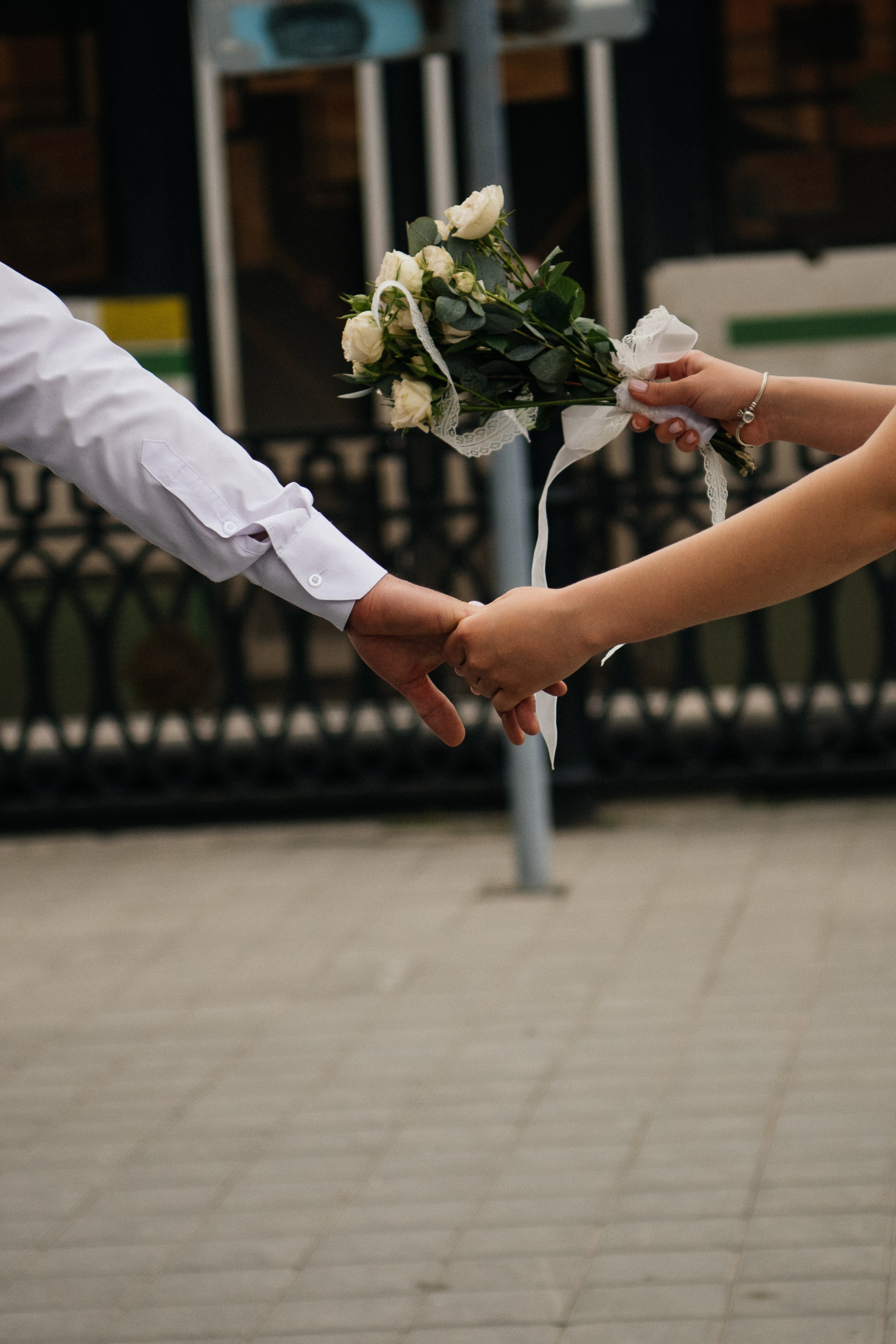 alt="Свадебный фотограф в Барнауле"